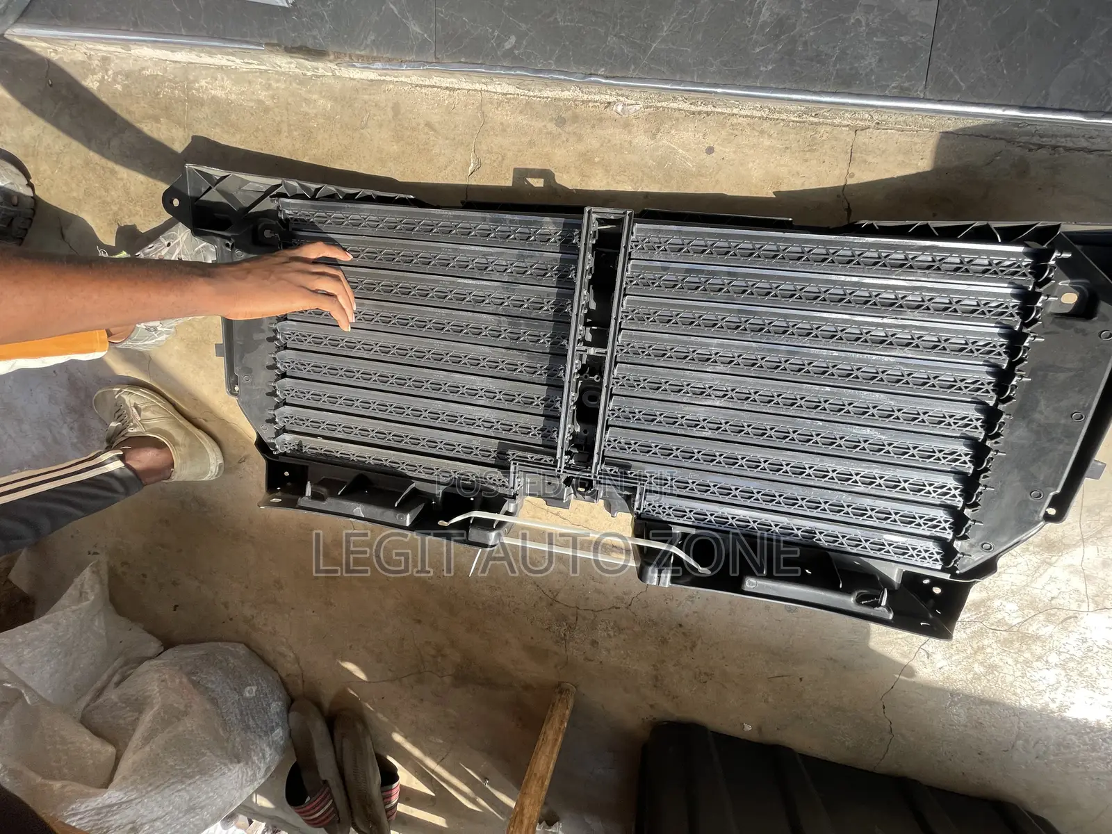 Ford F150 2014,2020 Shutter Grille