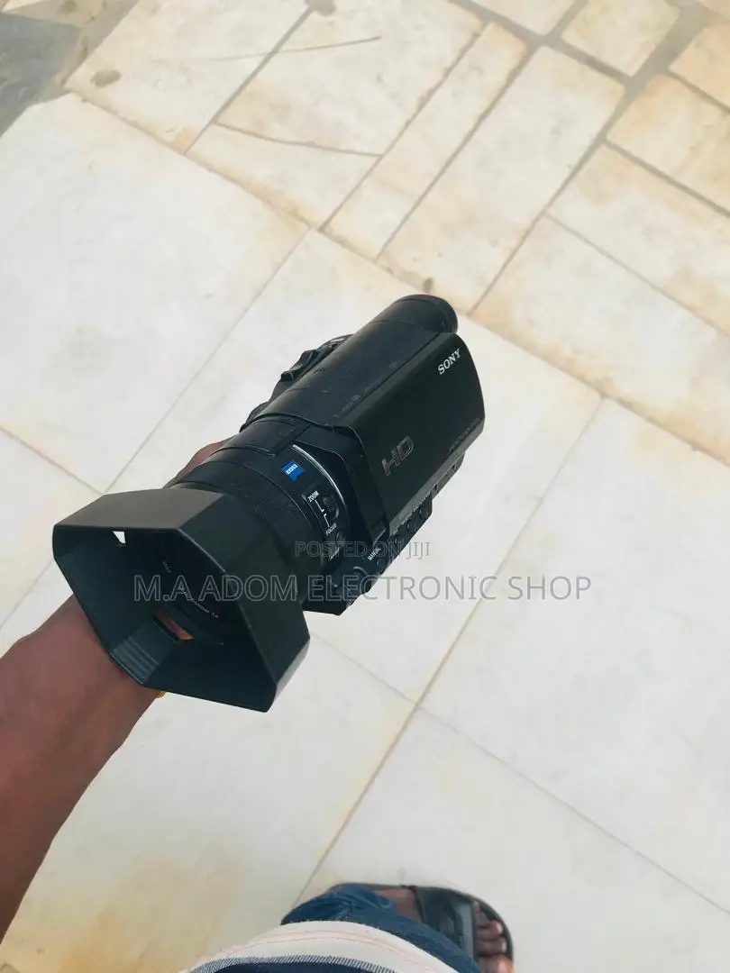 Elevate Your Storytelling With the Sony HDR-AX35