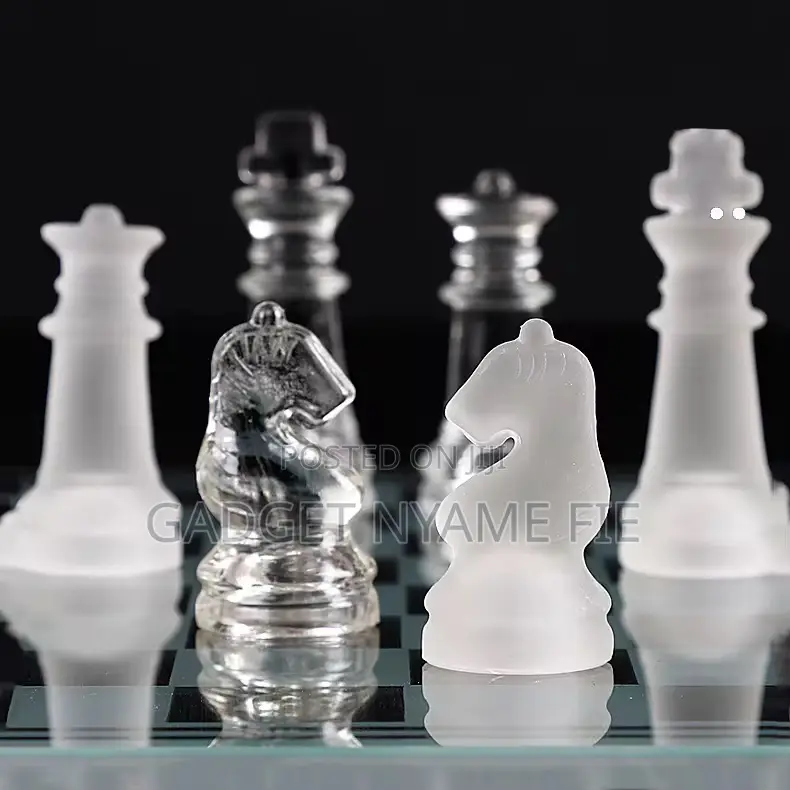 Glass Chess Large (17 Inches)