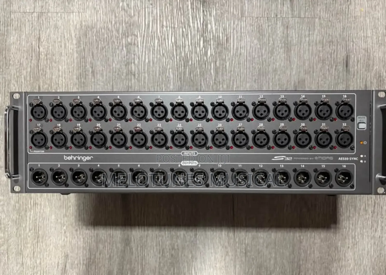Behringer S32 32-Channel Stage Box