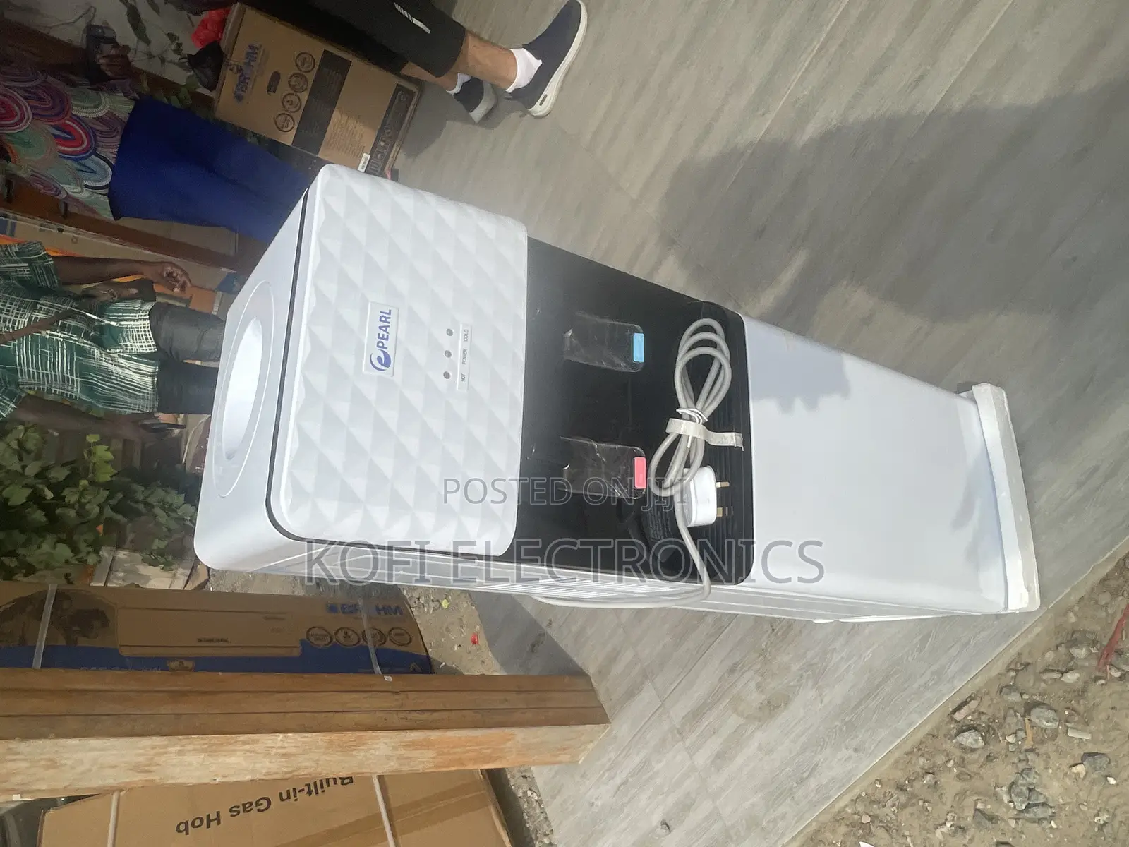 Sealed In Box Pearl Water Dispenser Hot & Cold (Pwd-4024cw)