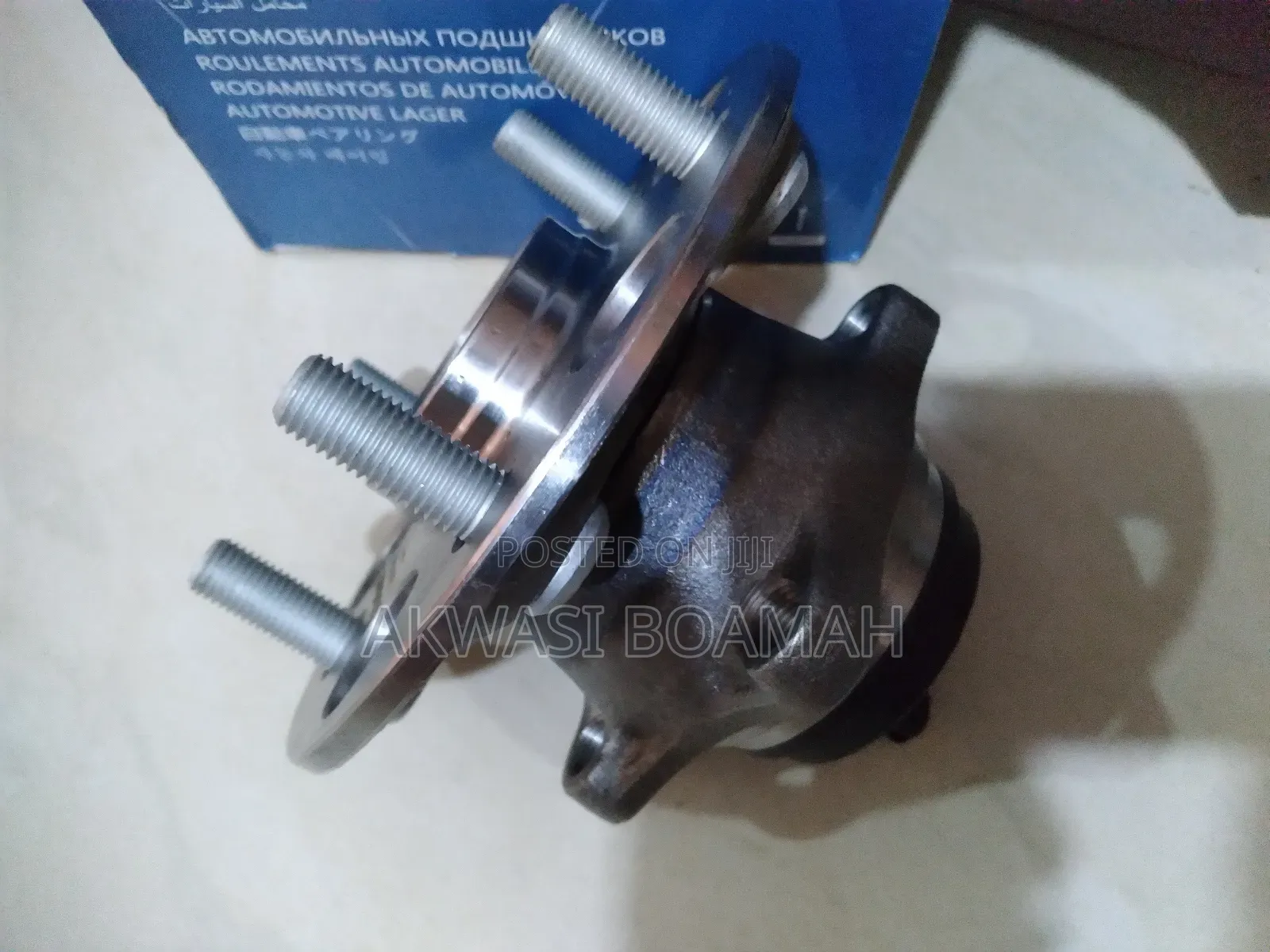 Toyota C-Hr Front Hub 1 Pc