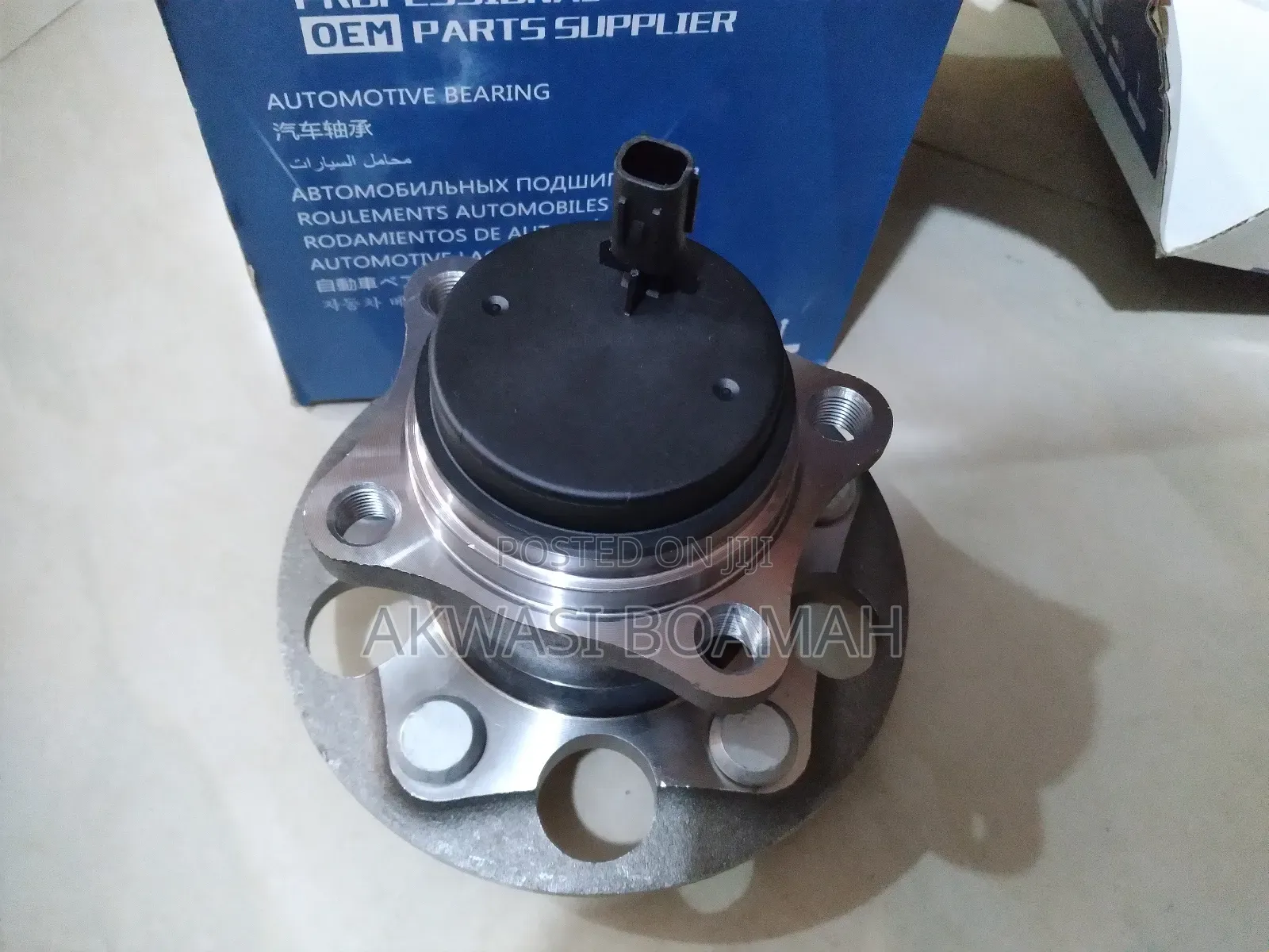 Toyota C-Hr Front Hub 1 Pc