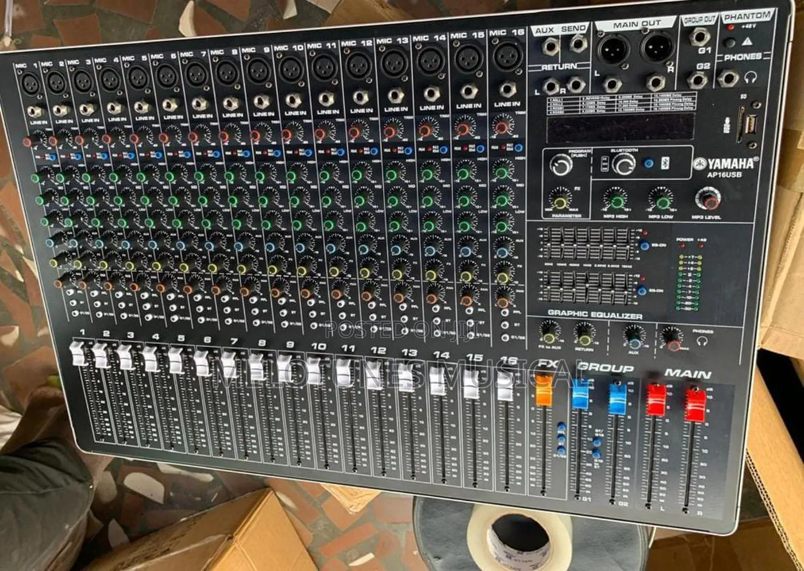 Yamaha AP16USB 16-Channel Mixer