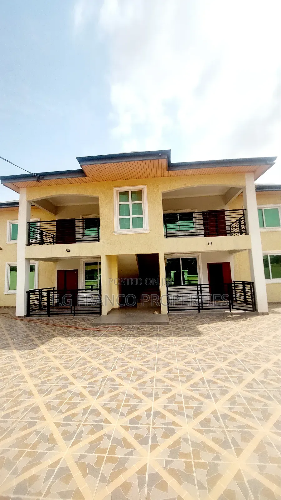 3bdrm Apartment in Kg.Franco Properties, Spintex for sale