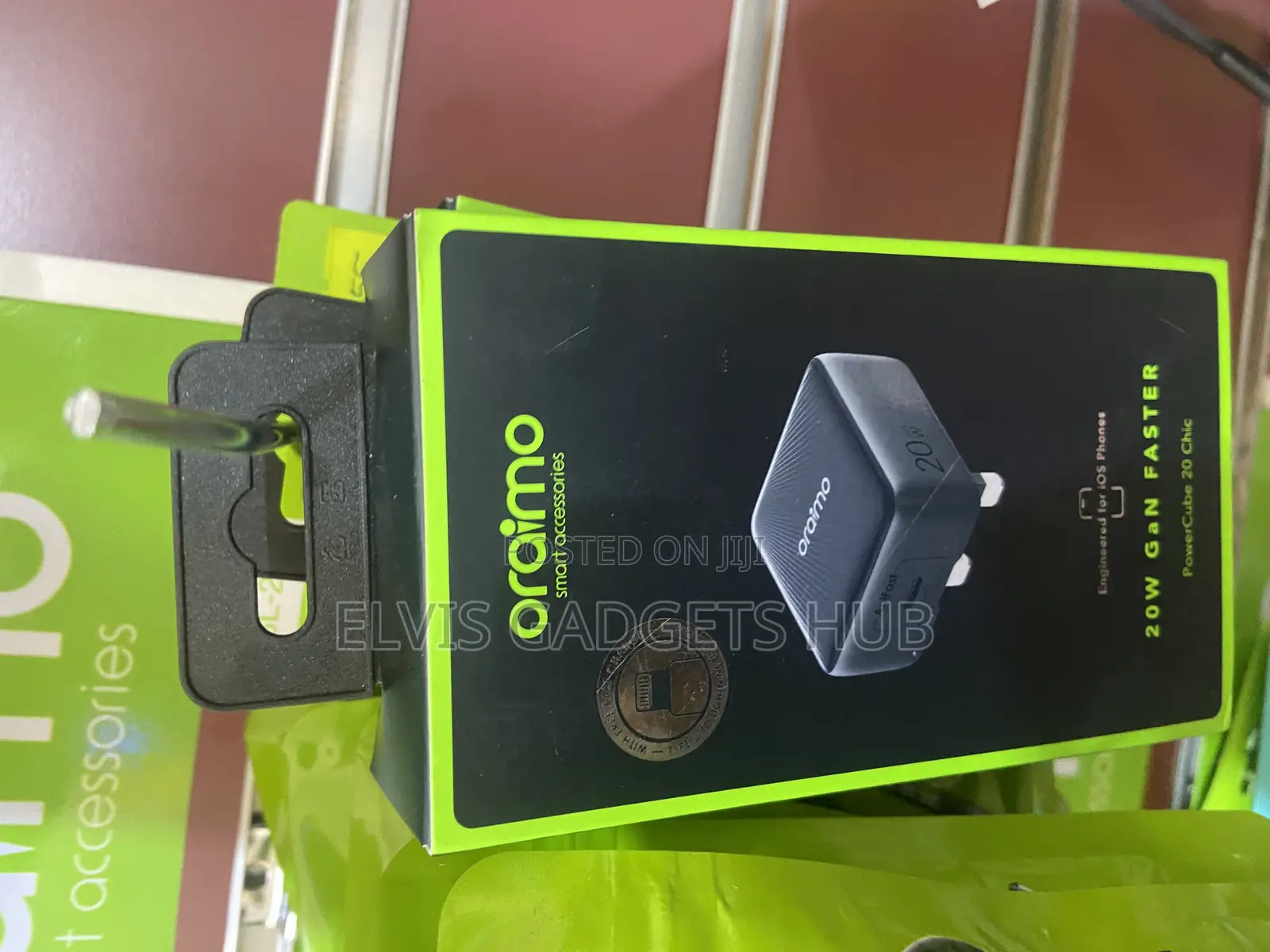 Oraimo Powercube 20 Chic 20W With Type-C to Lightning Cable