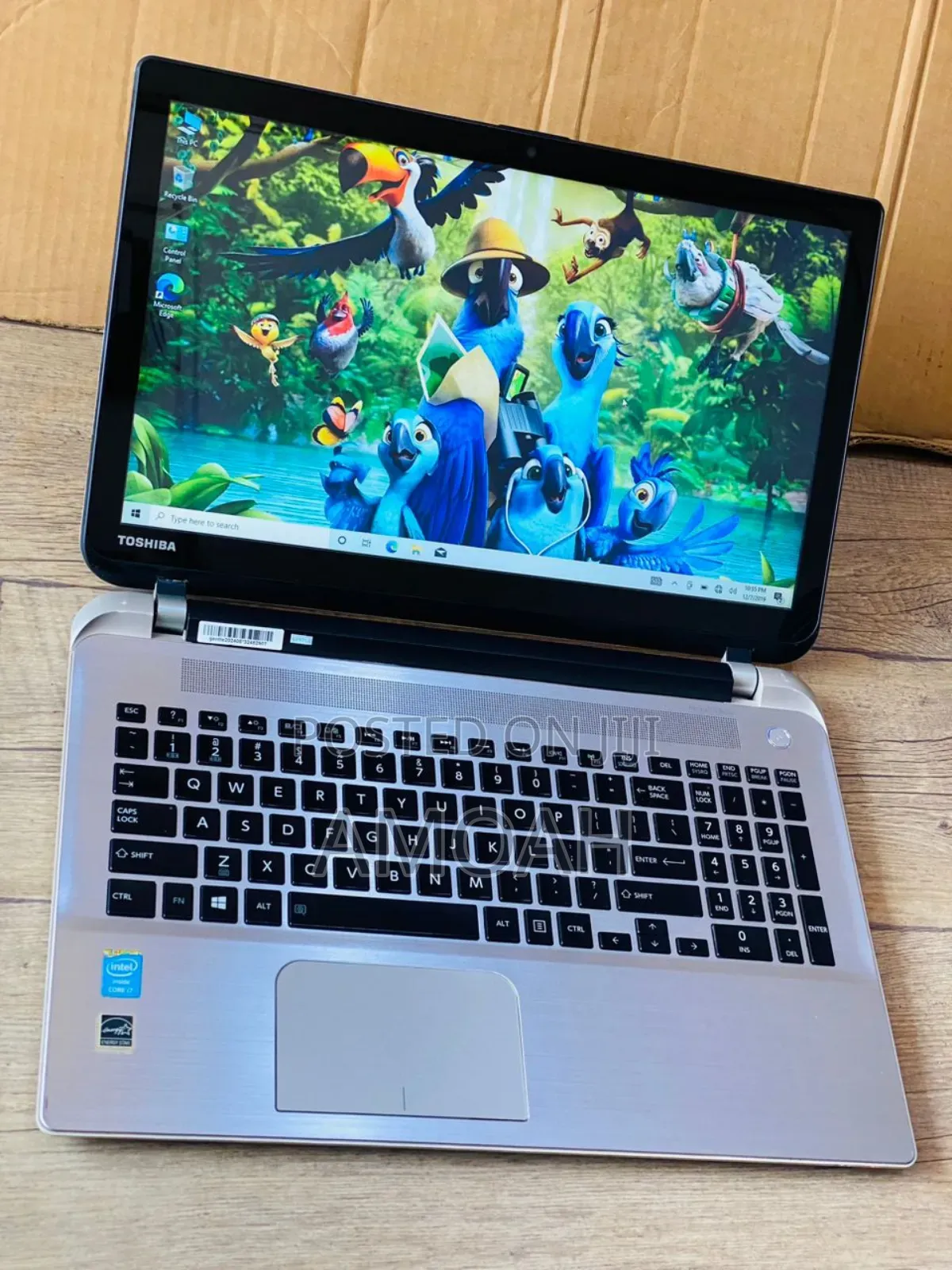 Laptop Toshiba 8GB Intel Core I7 HDD 1T
