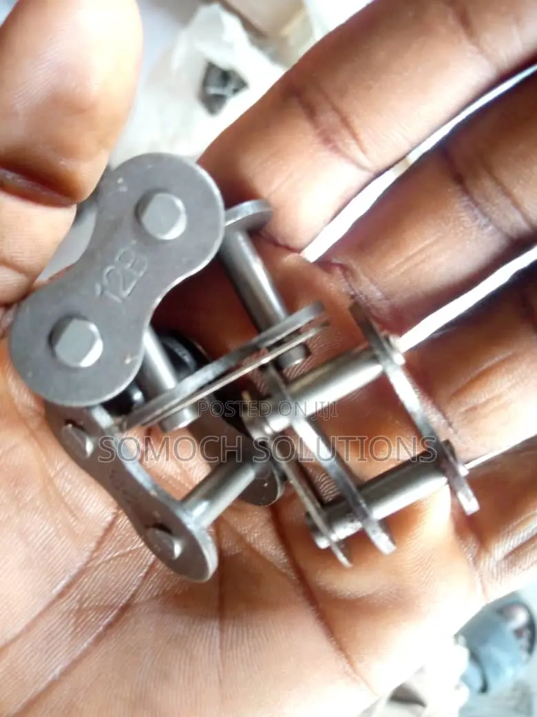 Roller Chains and Chain Links Industrial Chains Spare Parts