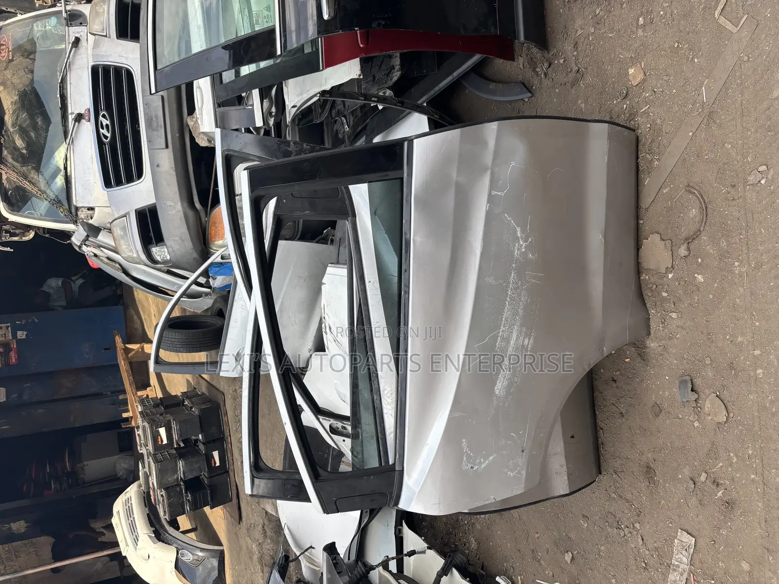 HONDA HRV 2017 Doors and Front Cut
