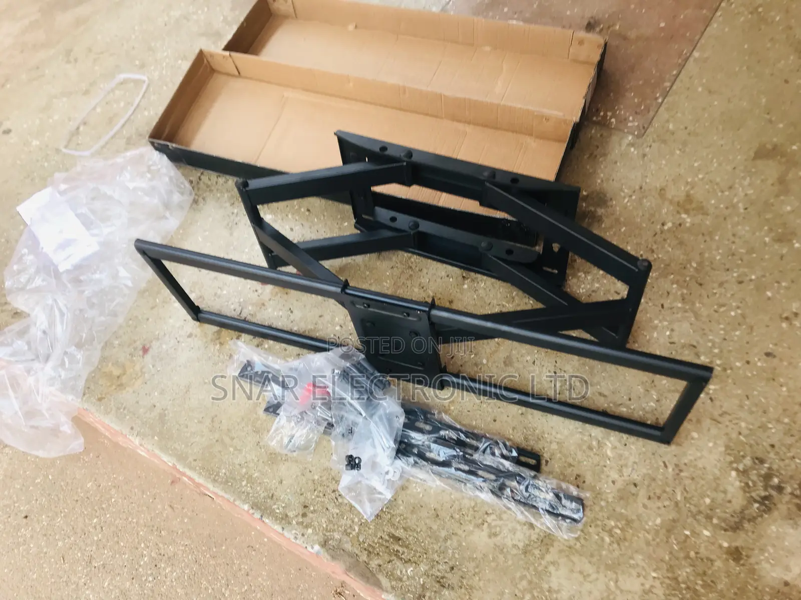 Strongest Full Motion Wall Mount:50-120 Inch Full Motion