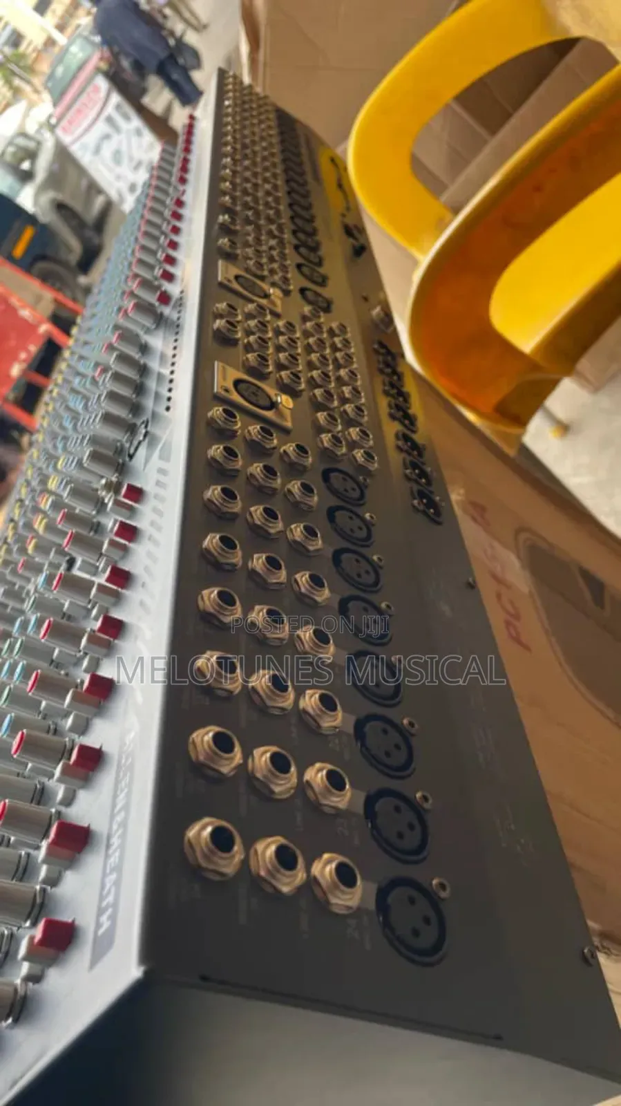 Allen Heath Gl2400 32channel Mixing Console