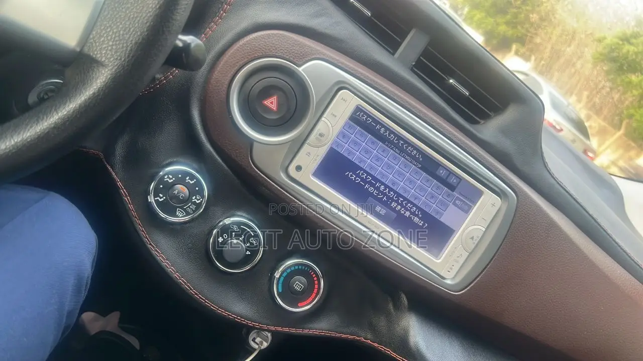 Toyota Vitz 2012 Android Tape