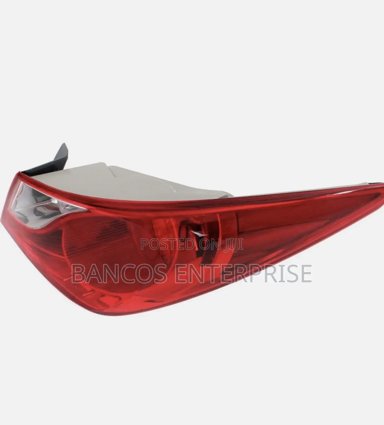Hyundai Sonata 2011-2014 Tail Light
