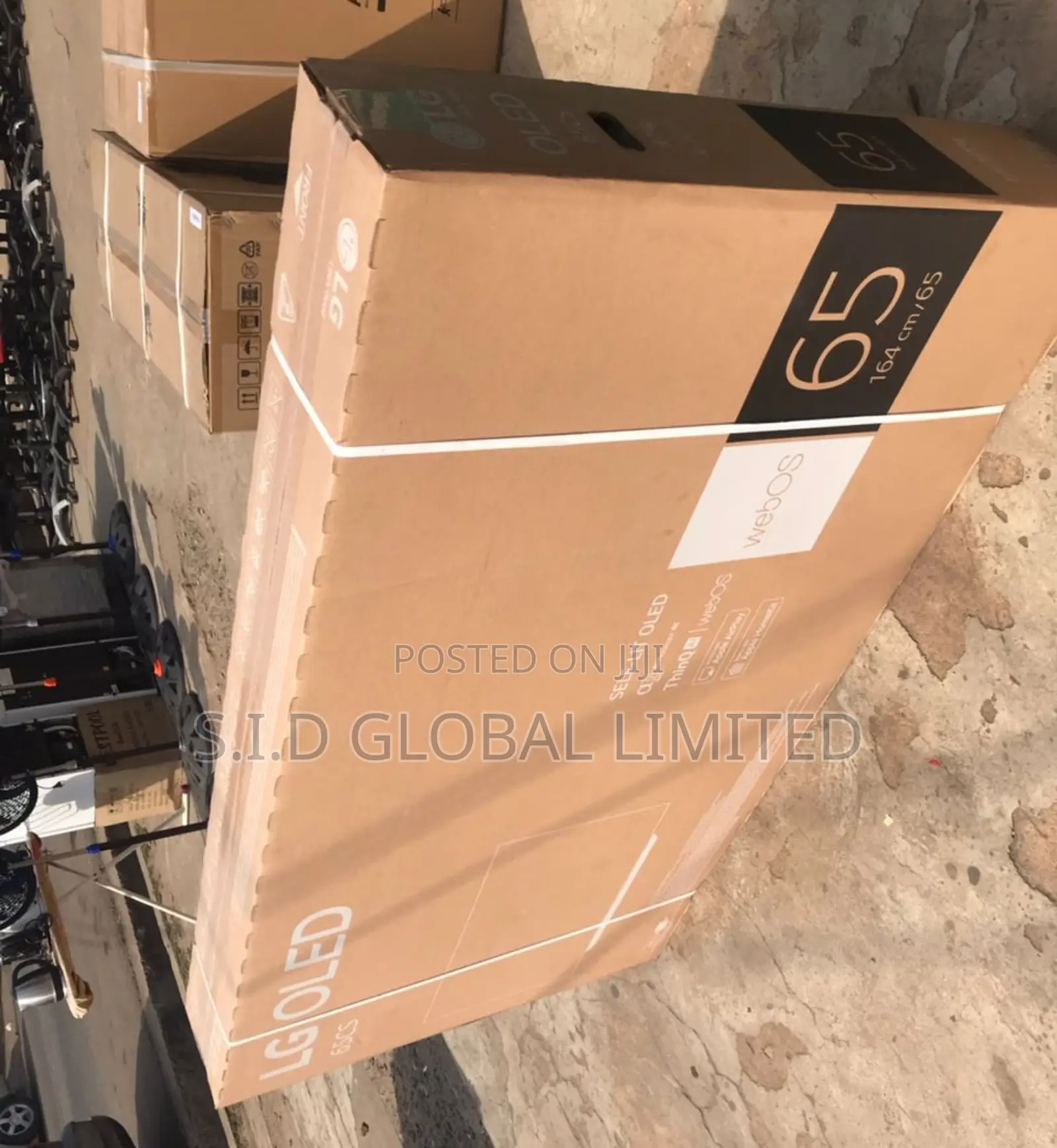 Procure LG OLED TV 65 Inch CS Series, Cinema Screen
