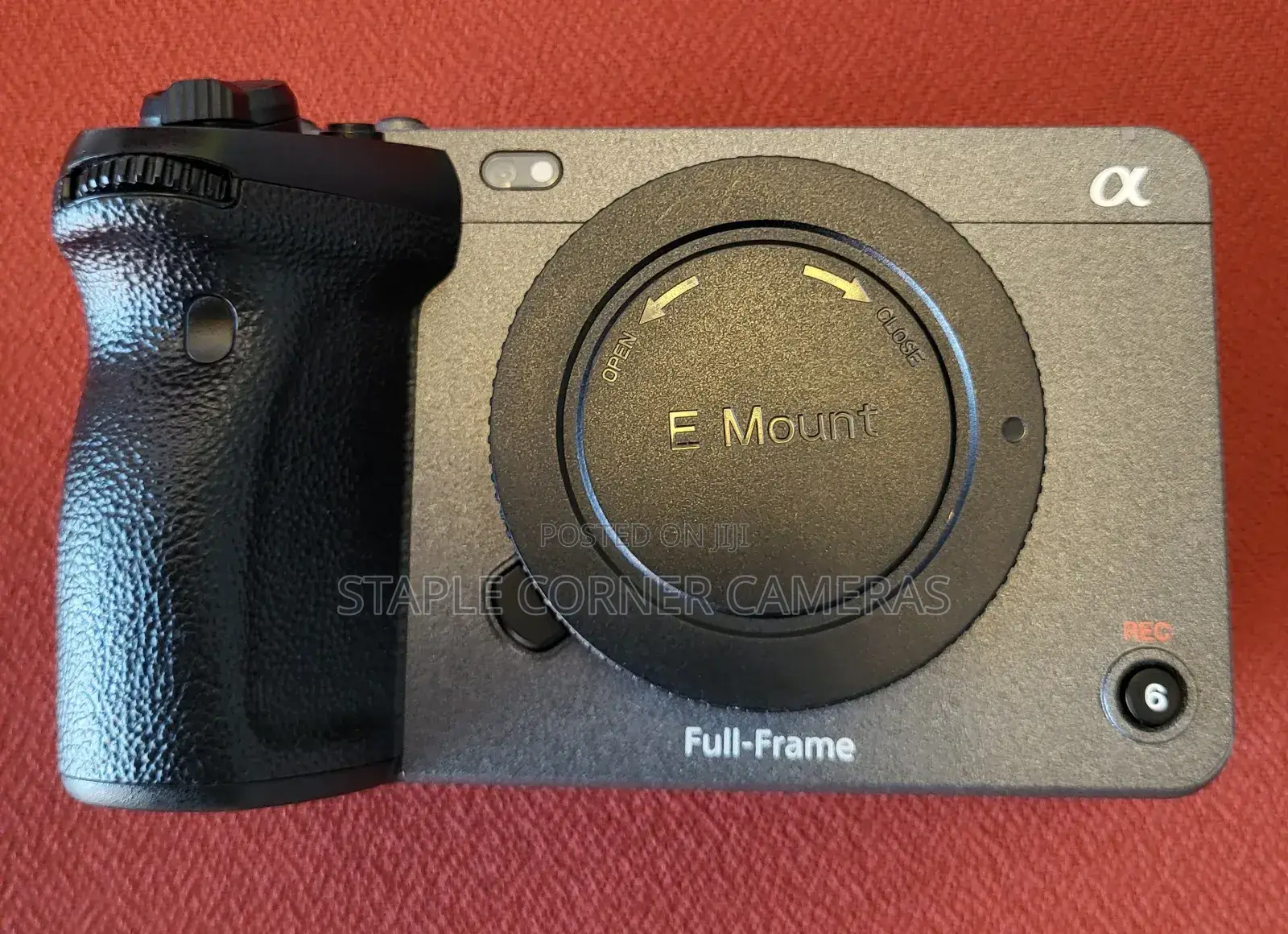 Sony  Alpha Fx3 12mp  Cinema Line Camera Body Xlr Handle 4k
