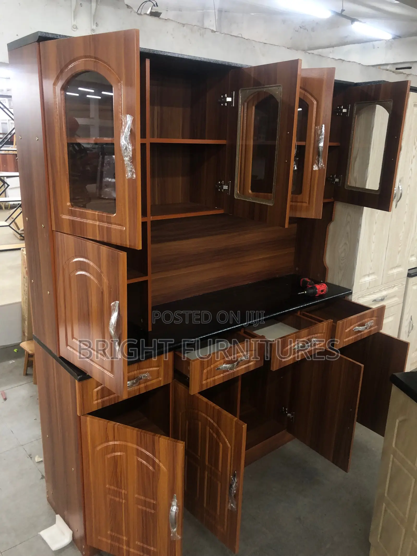 Imported Kitchen Cabinet With Drowners Available