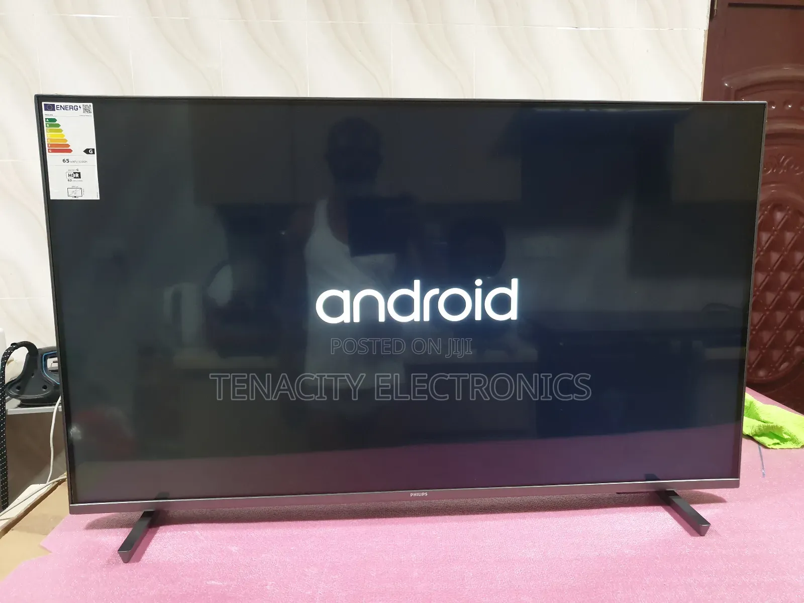 New 43"Philips Android Uhd HDR Smart Satellite Tv