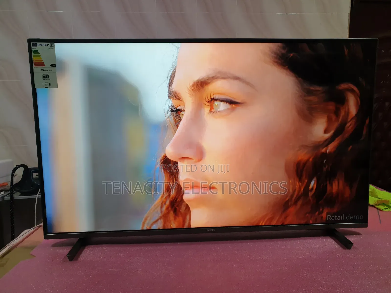 New 43"Philips Android Uhd HDR Smart Satellite Tv