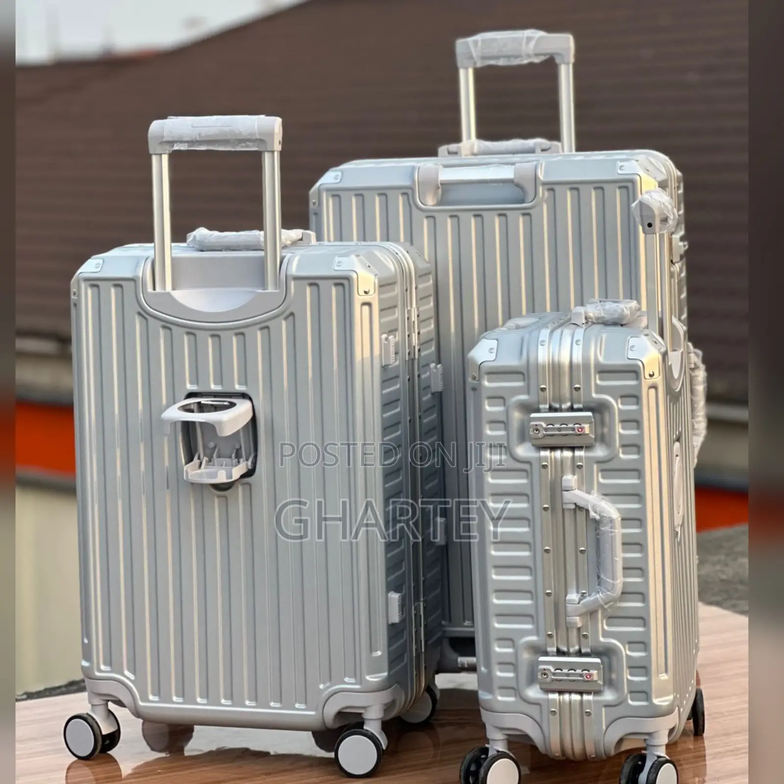 Plastic 4 Wheel Travel Trolley Bags