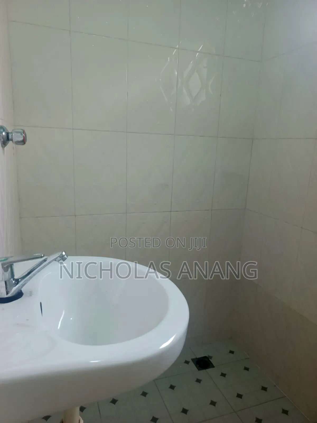 2bdrm Apartment in Dorns Properties, New Town for rent