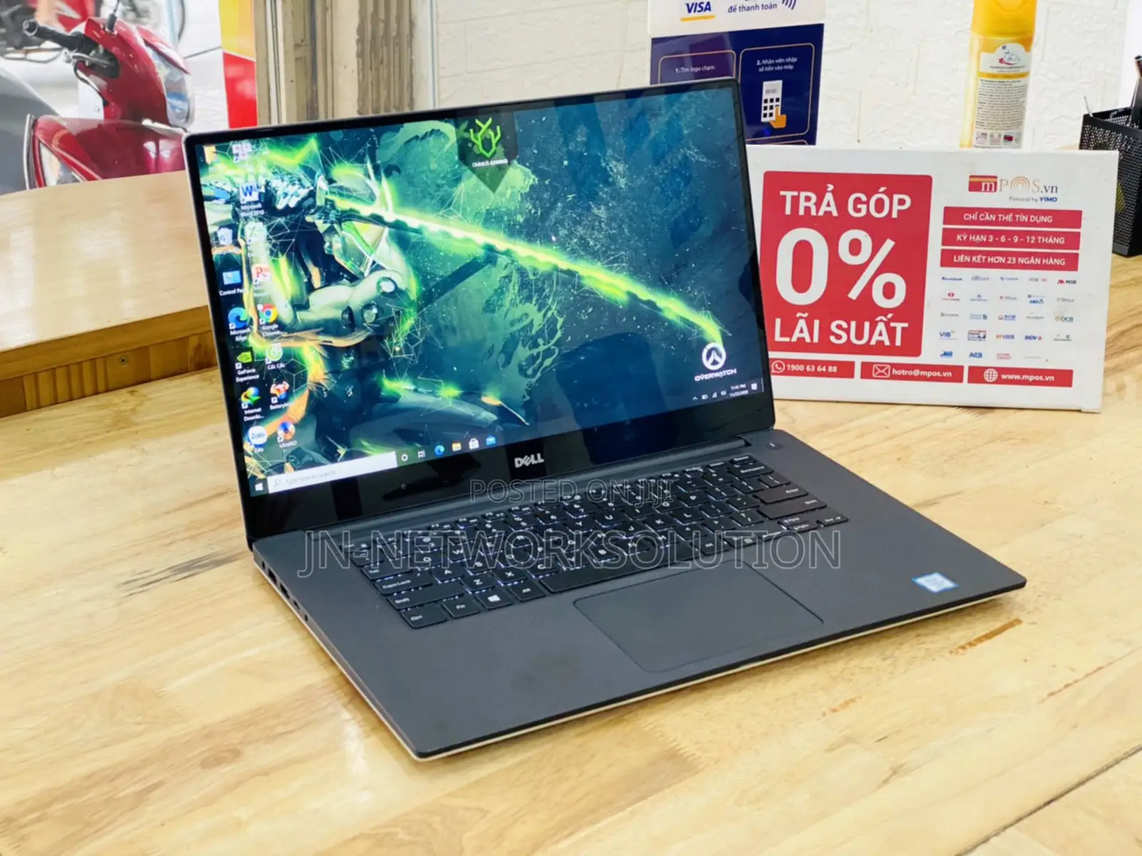 Laptop Dell Precision 5520 16GB Intel Xeon SSD 256GB