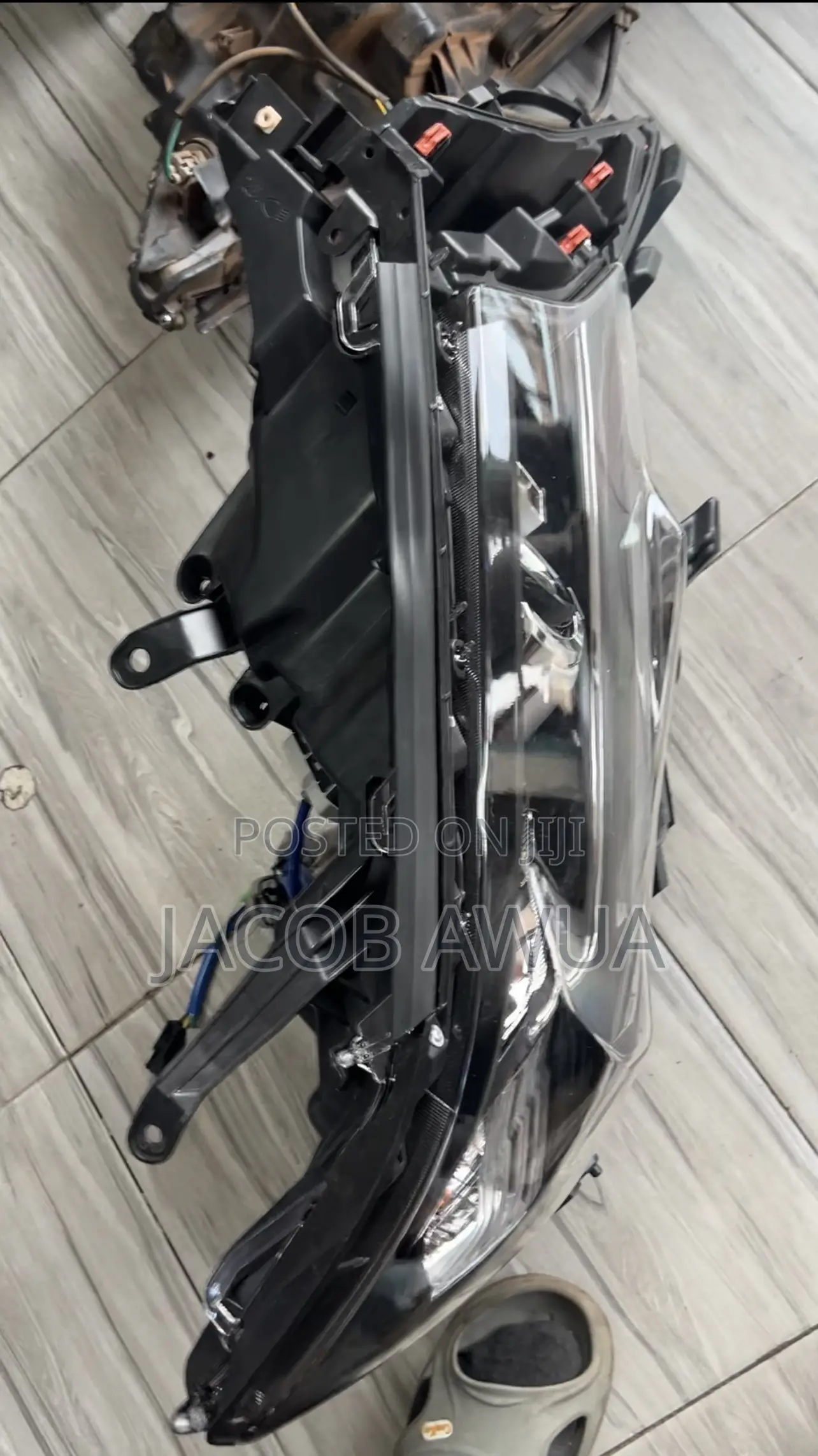 Toyota Land Cruiser Prado 2018 Front Right Headlight LED
