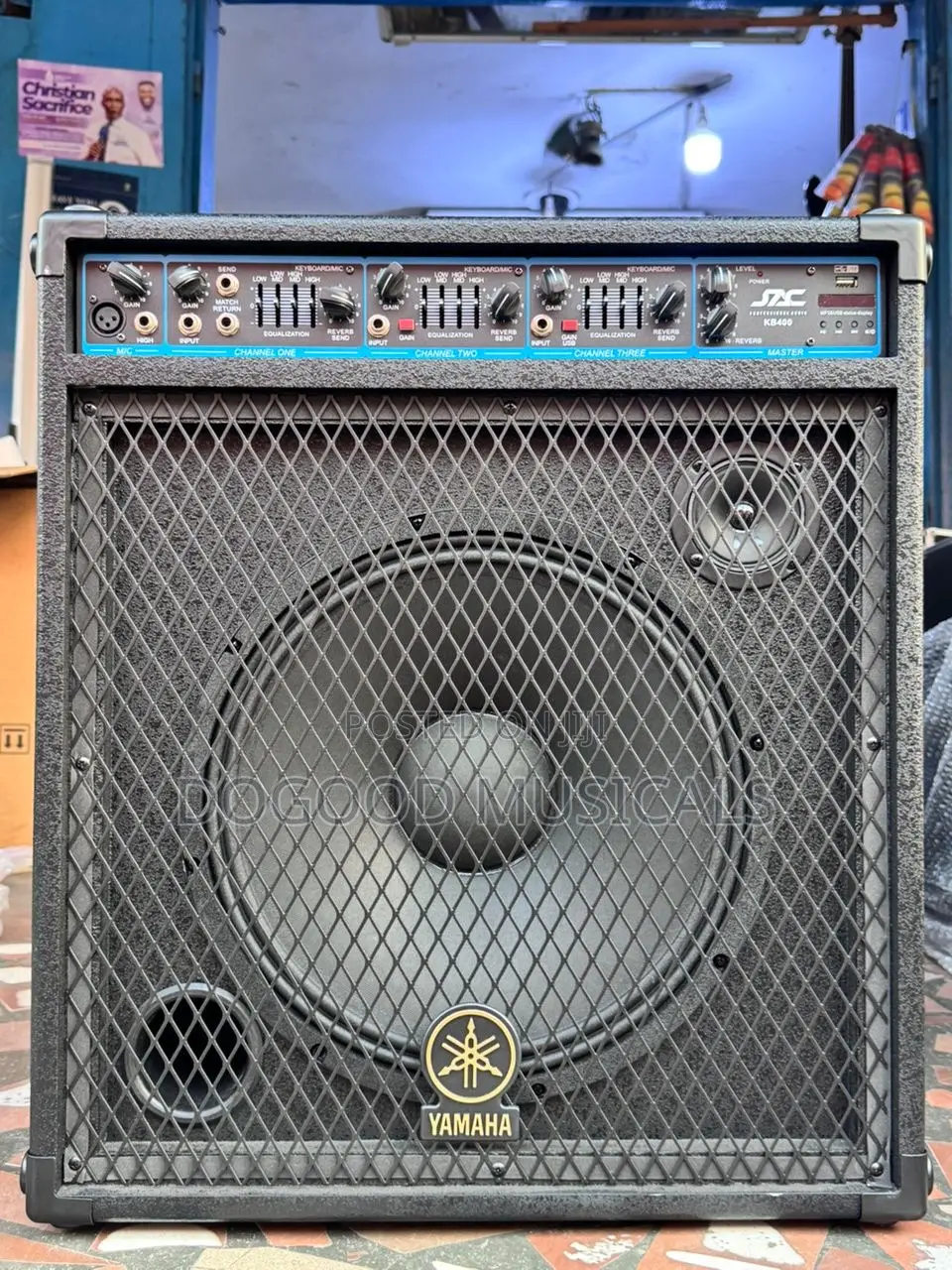 Yamaha Kb-400 Keyboard Combo