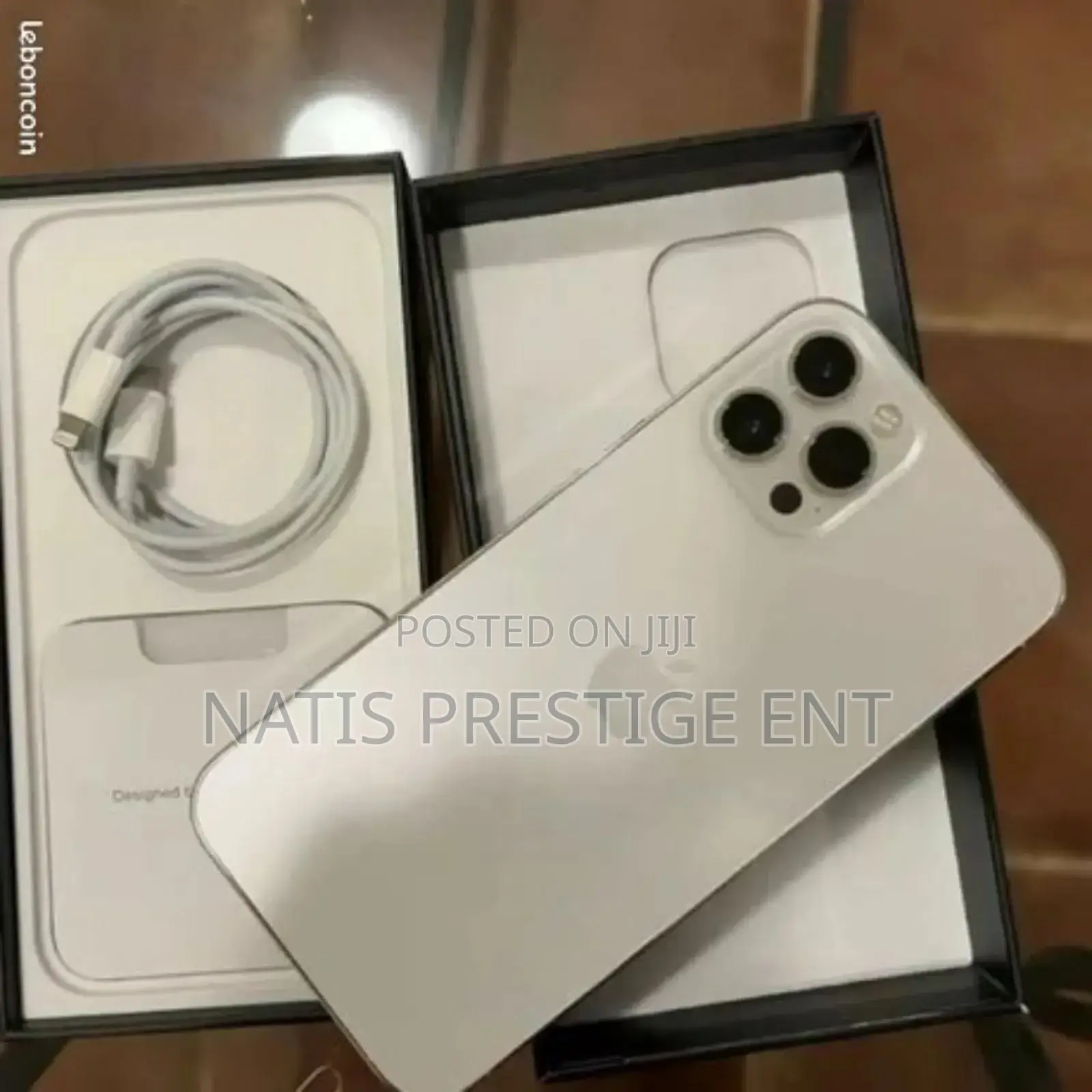 New Apple iPhone 11 Pro Max 256 GB Gold
