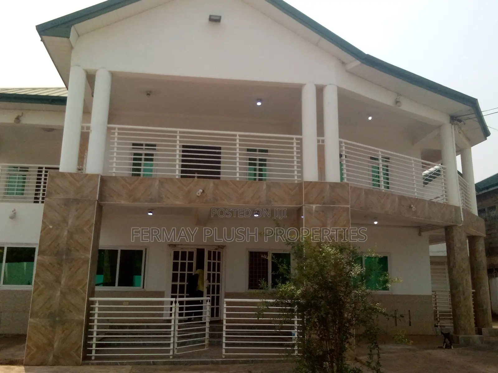 6bdrm Mansion in Home Gh, Accra Metropolitan for sale