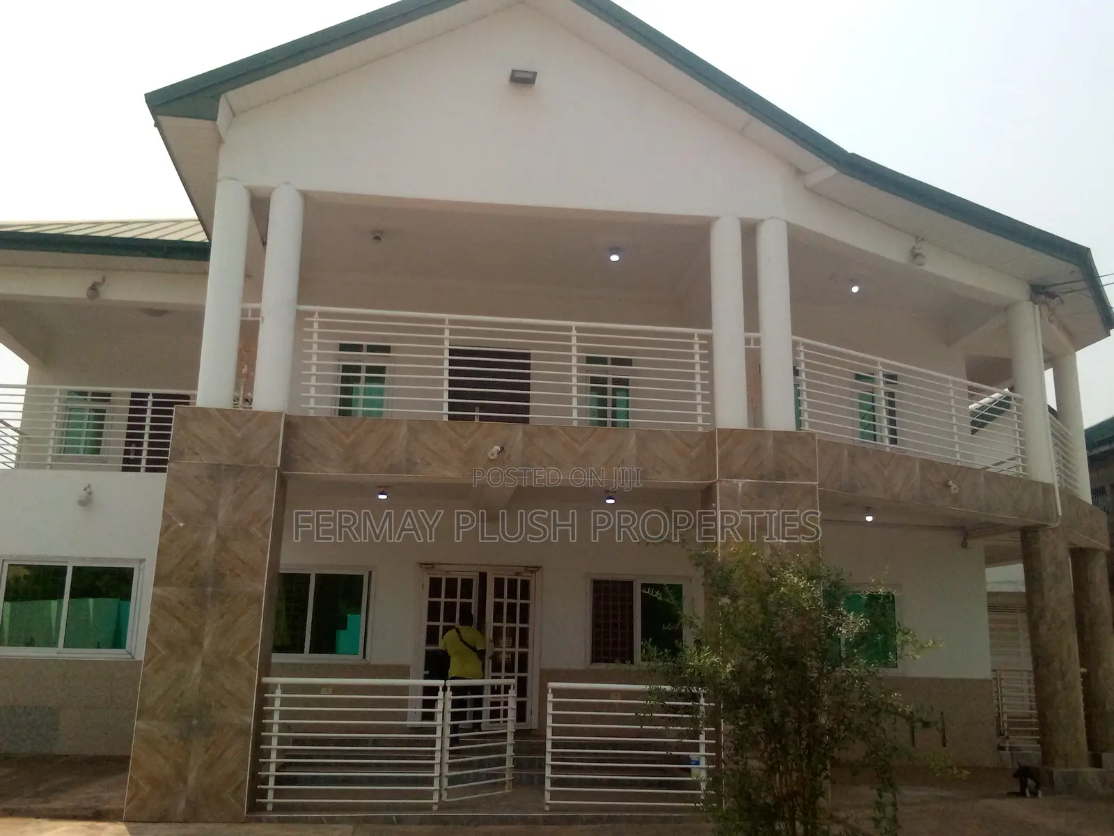 6bdrm Mansion in Gh Home, Accra Metropolitan for sale