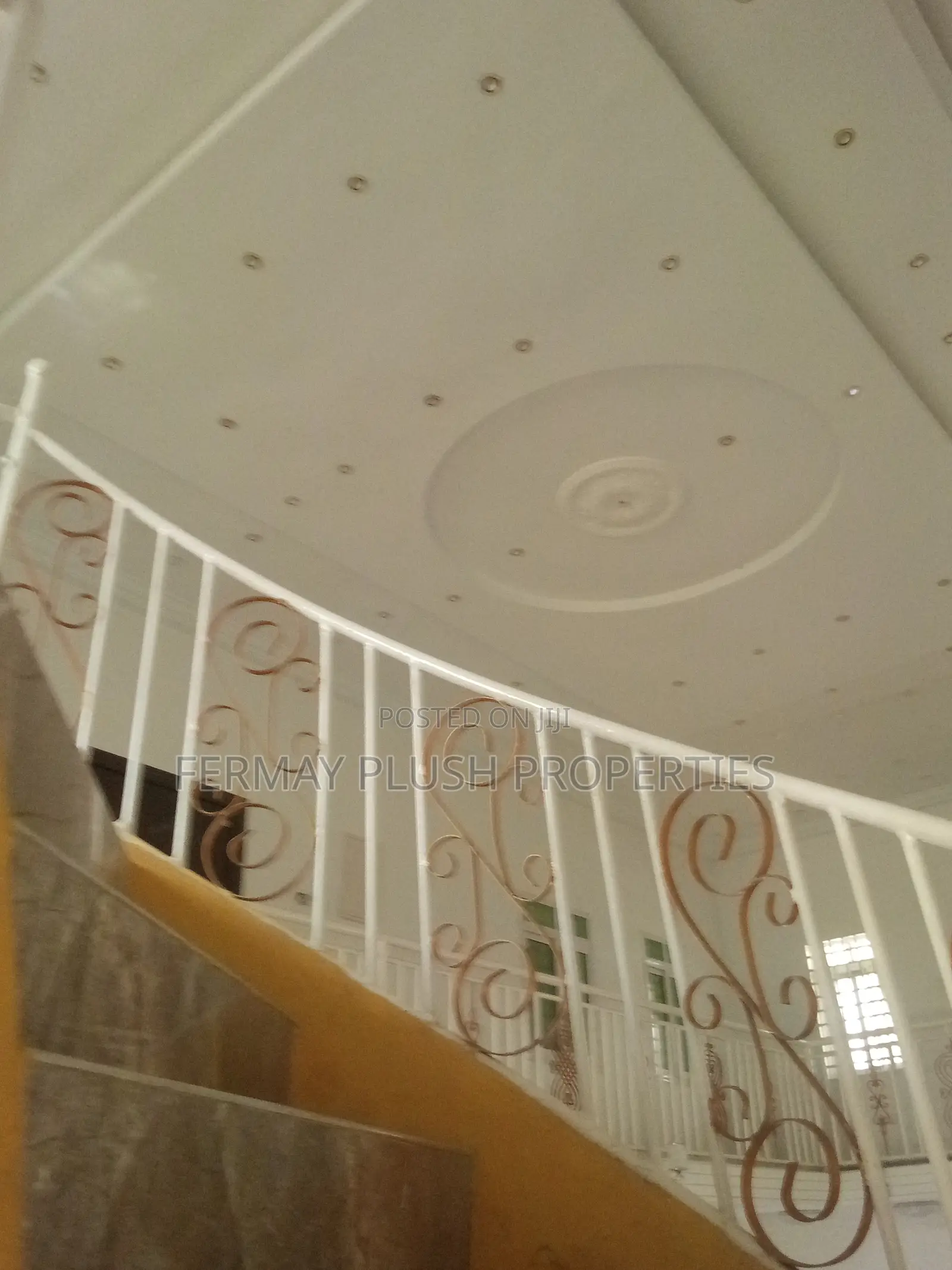6bdrm Mansion in Gh Home, Accra Metropolitan for sale