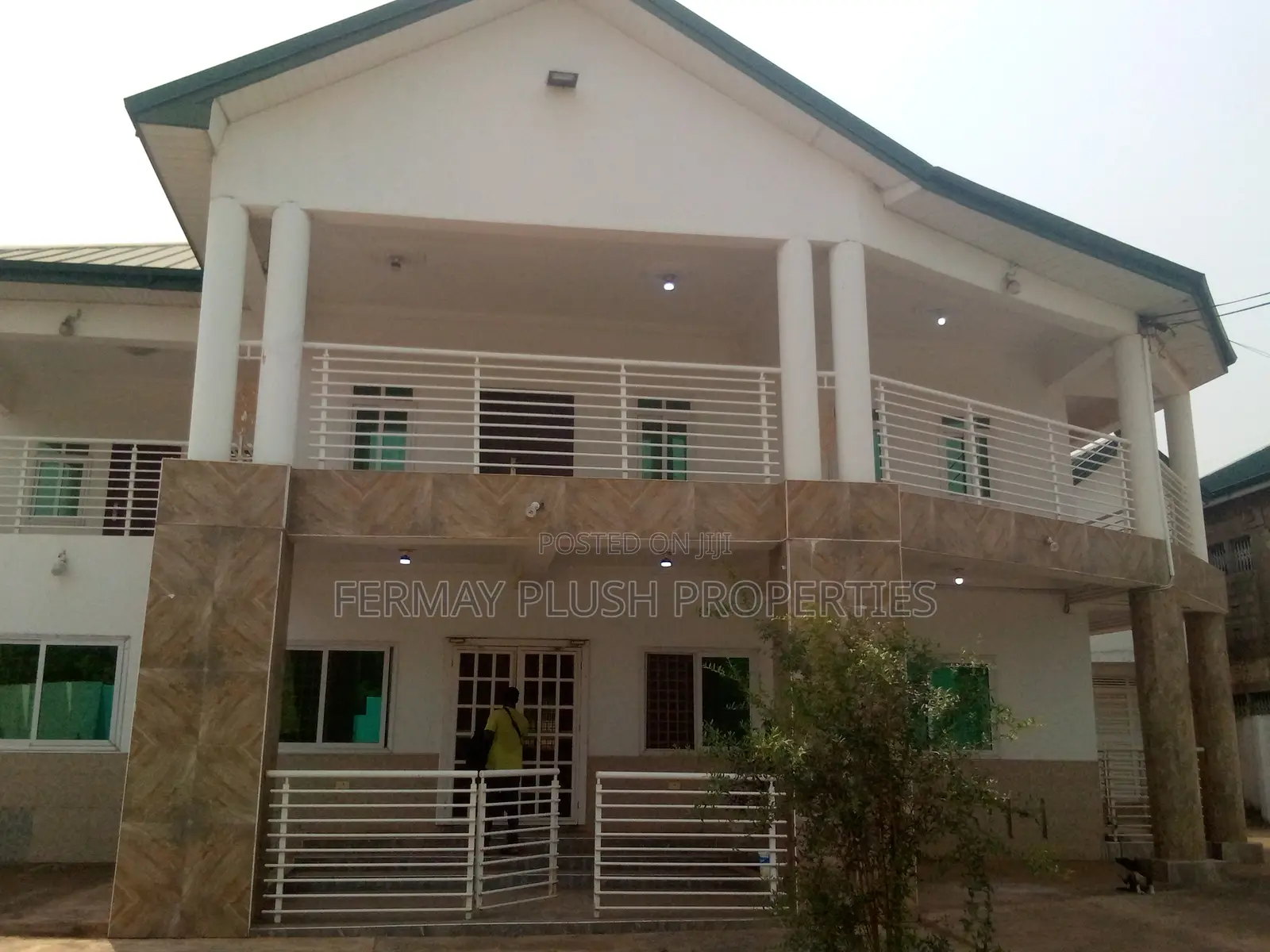 6bdrm Mansion in Gh Home, Accra Metropolitan for sale