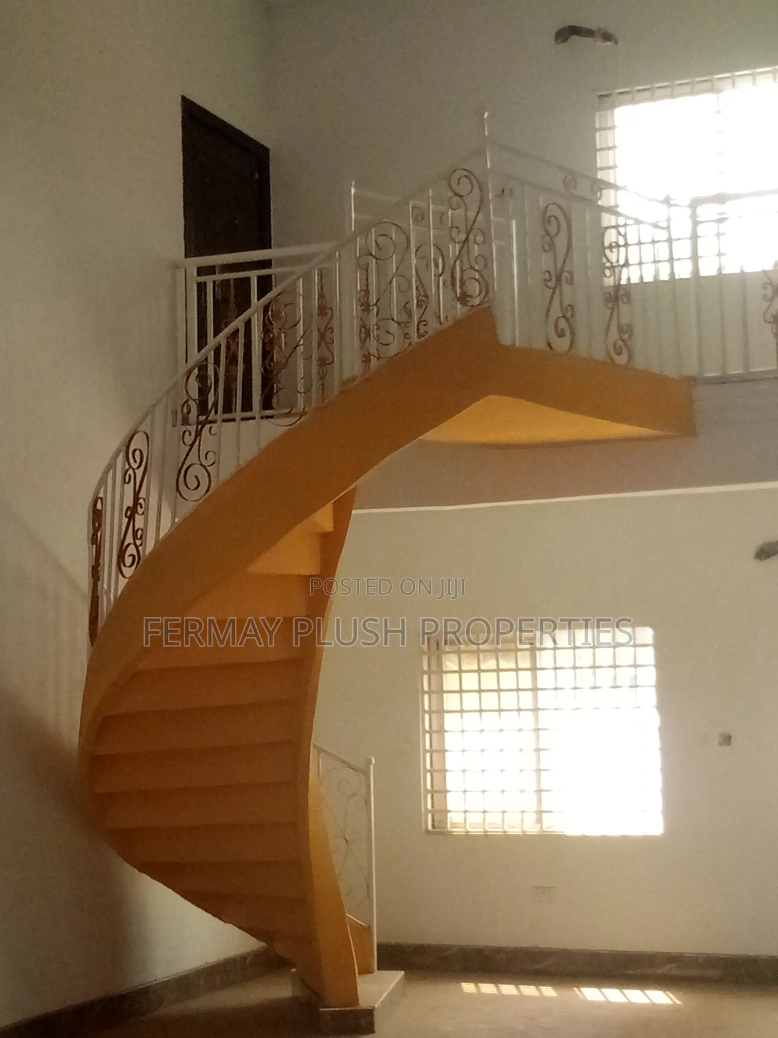 6bdrm Mansion in Gh Home, Accra Metropolitan for sale