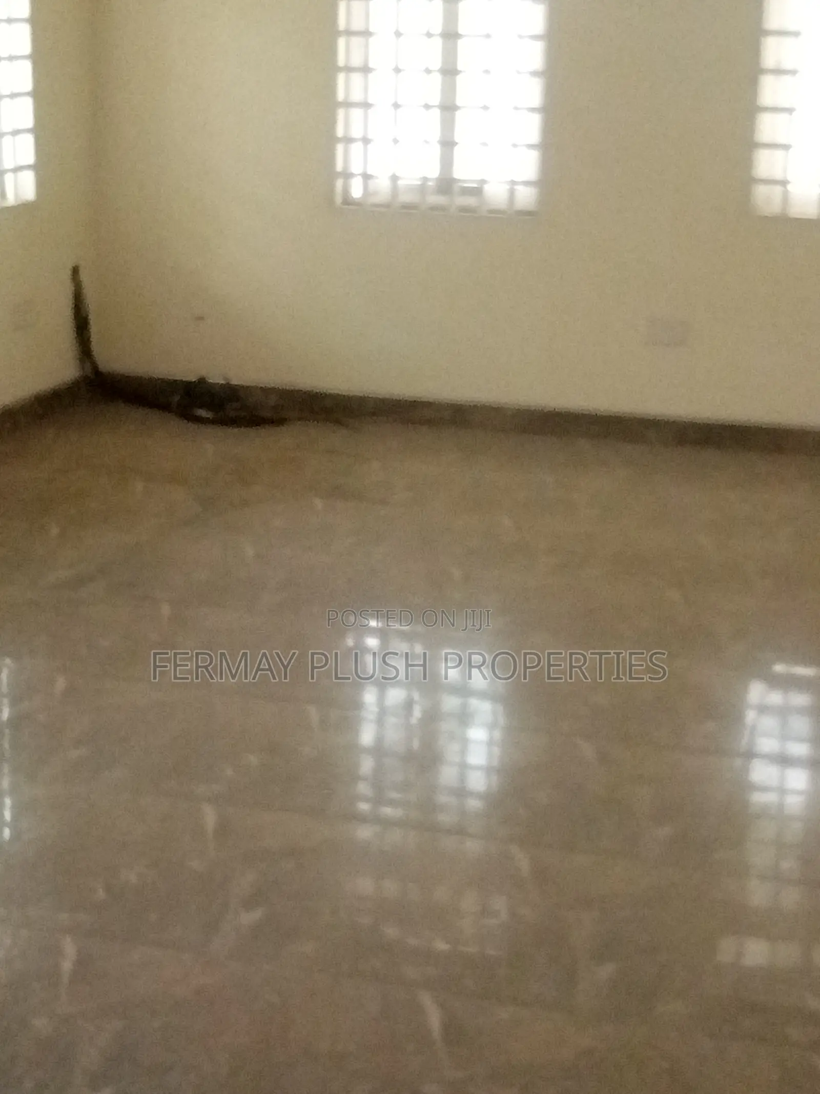 6bdrm Mansion in Gh Home, Accra Metropolitan for sale