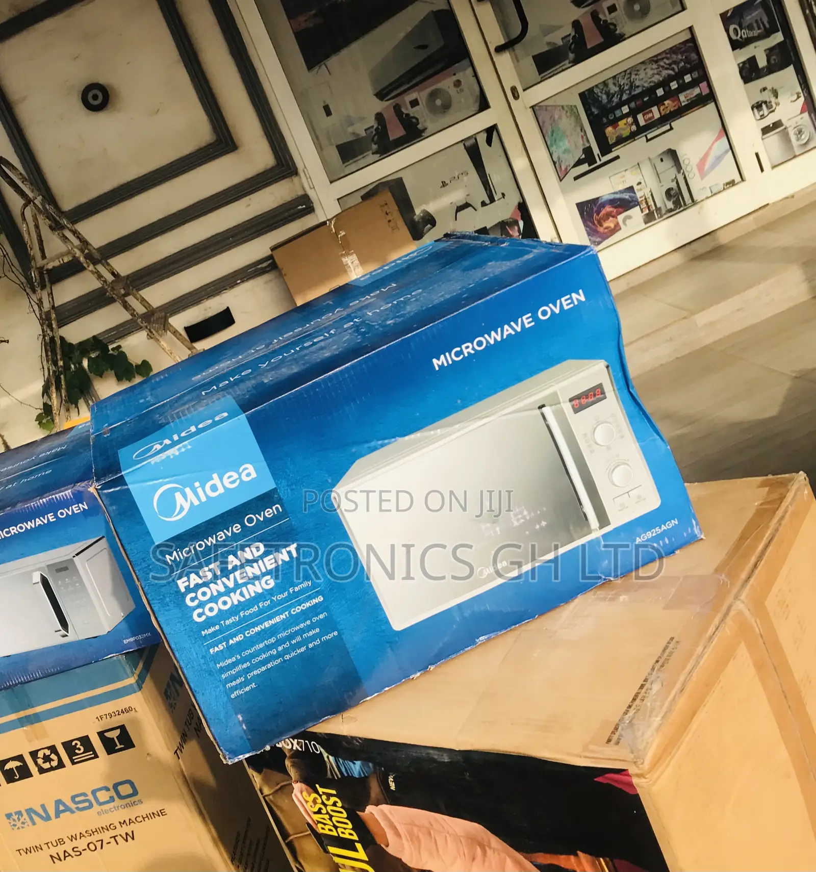 Fabulous Sliver Midea Countertop 25 Liters Microwave