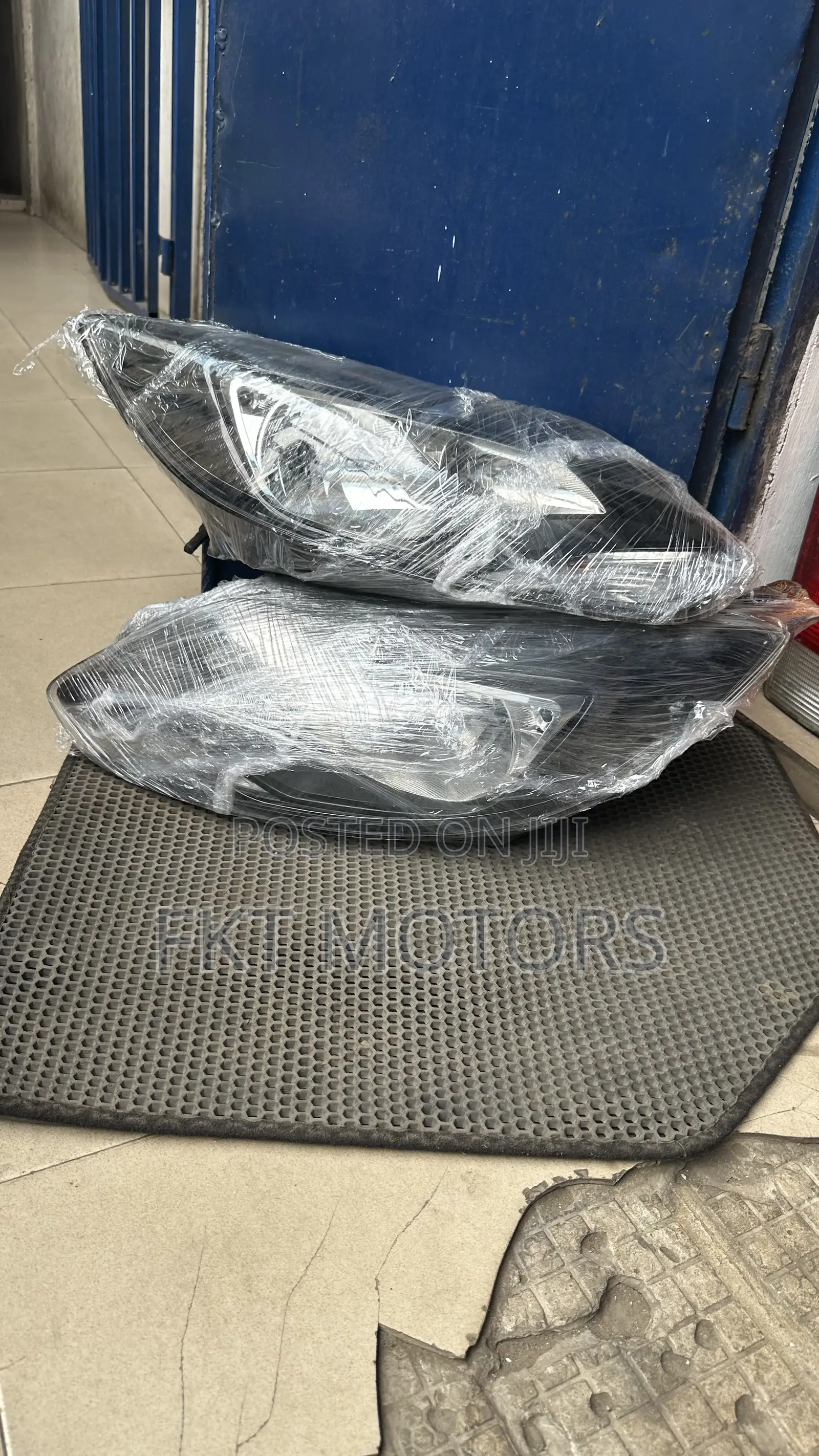 Ford Focus Headlights 2010,2011,2012,2013,2014,2015