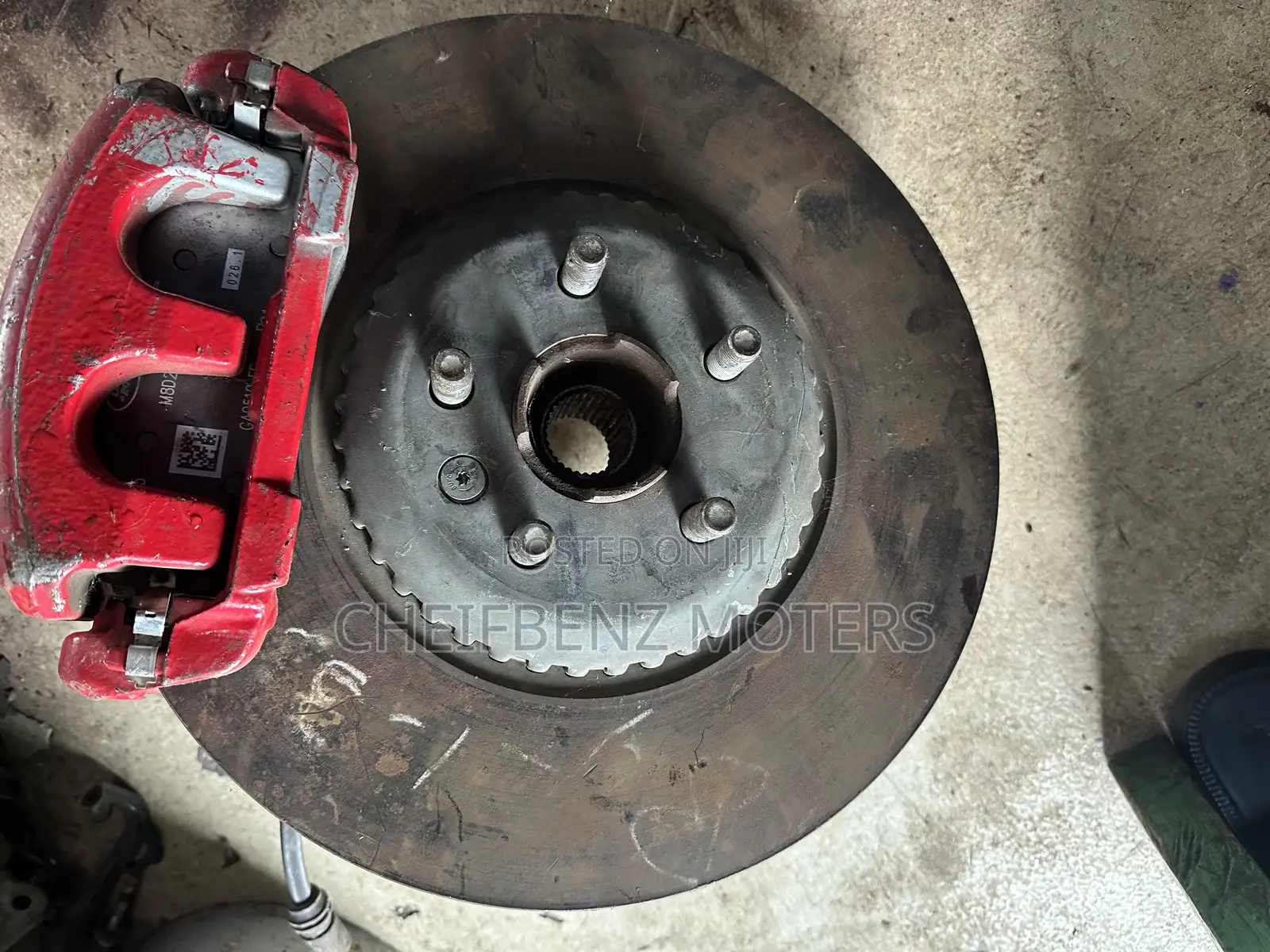 Range Rover Sports 2014-2019 Front Hub With Caliper