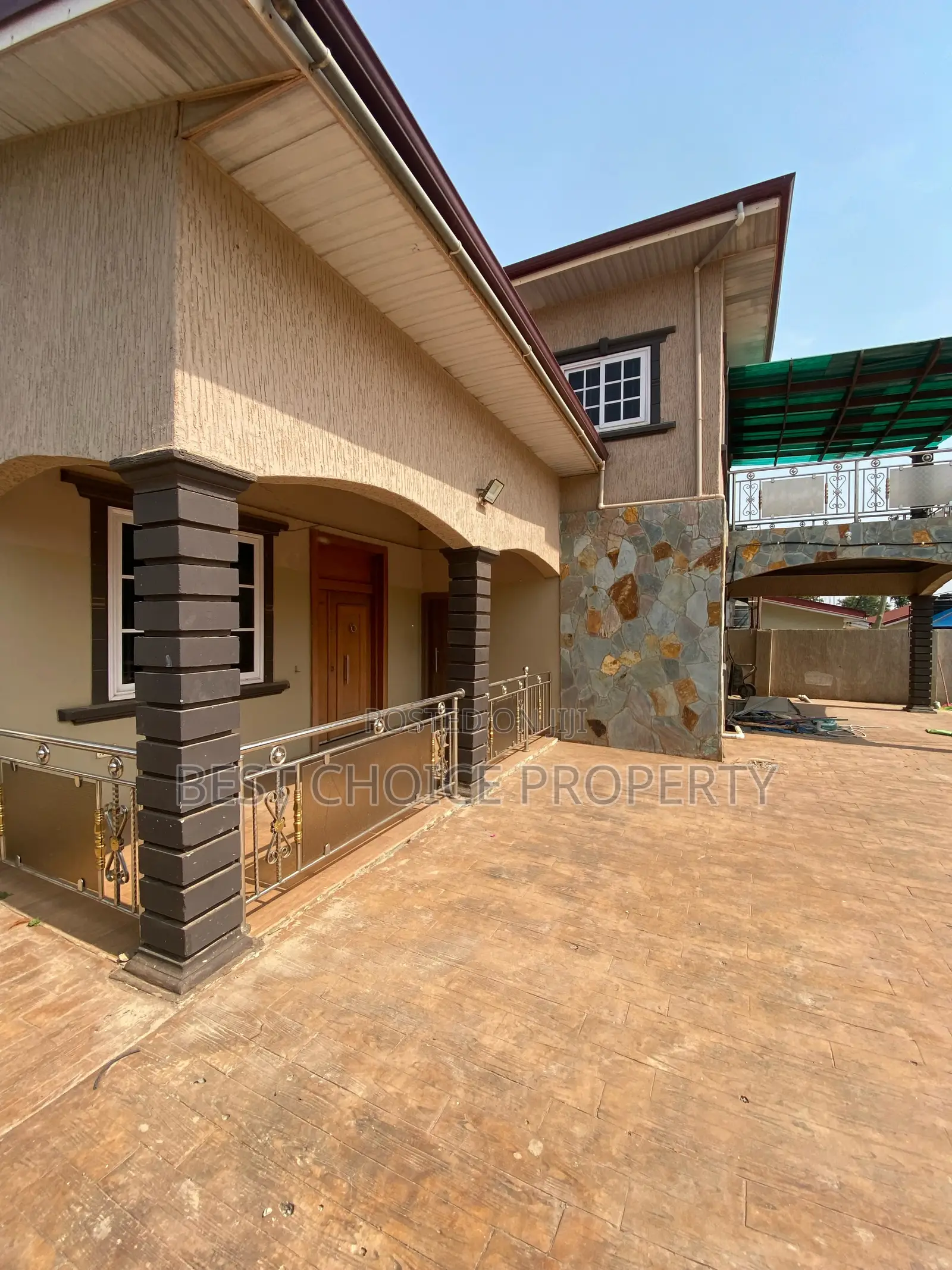 5bdrm Apartment in Adenta Frafraha for rent