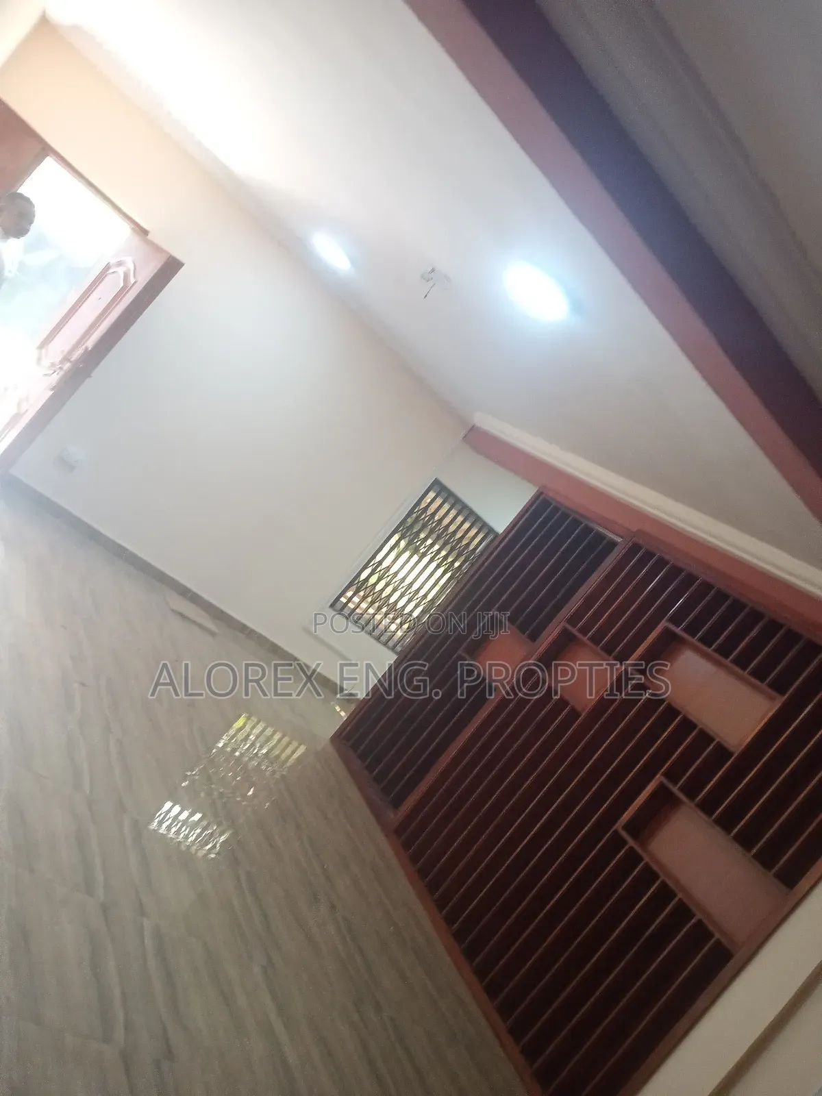 3bdrm Duplex in Teiman, Oyarifa for rent