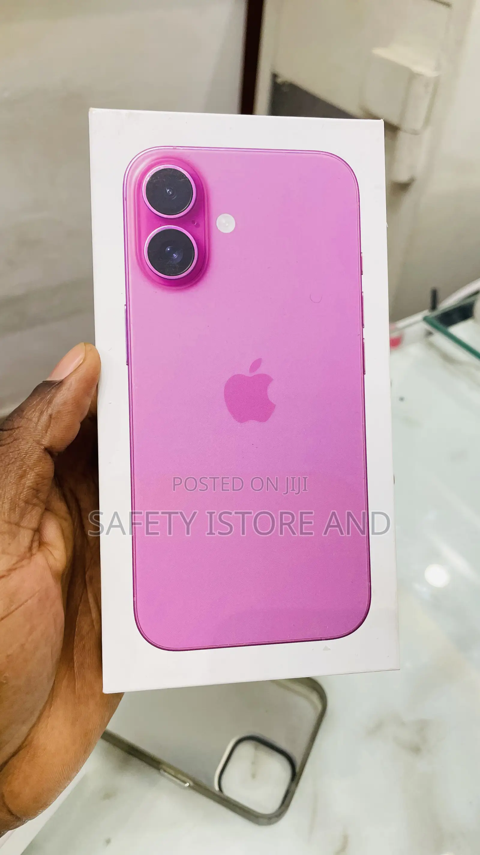 New Apple iPhone 16 128 GB Pink