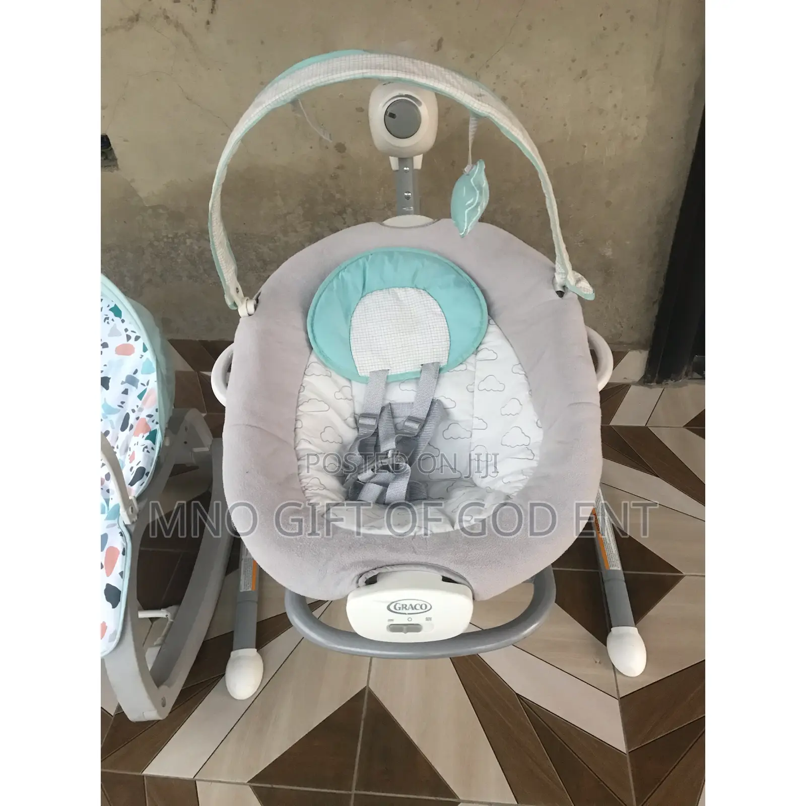 Soothe 'N Sway Baby Swing With Portable Rocker