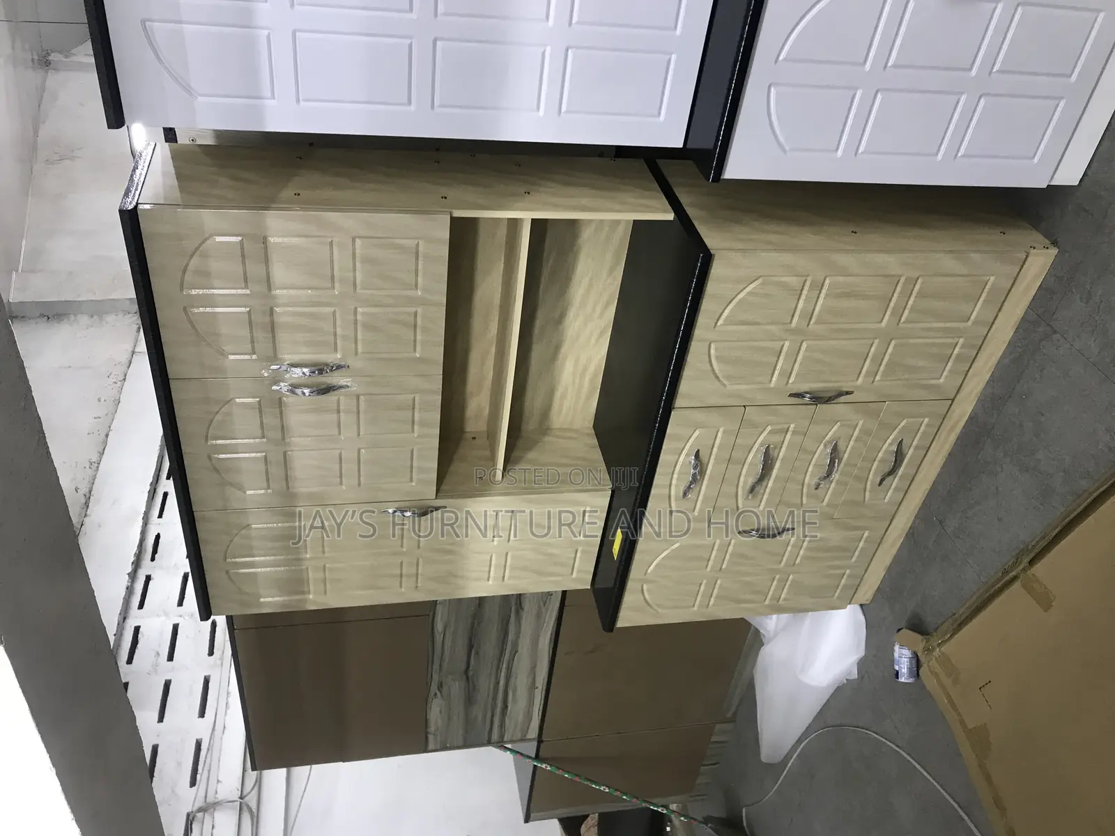 Simple Kitchen Cabinet