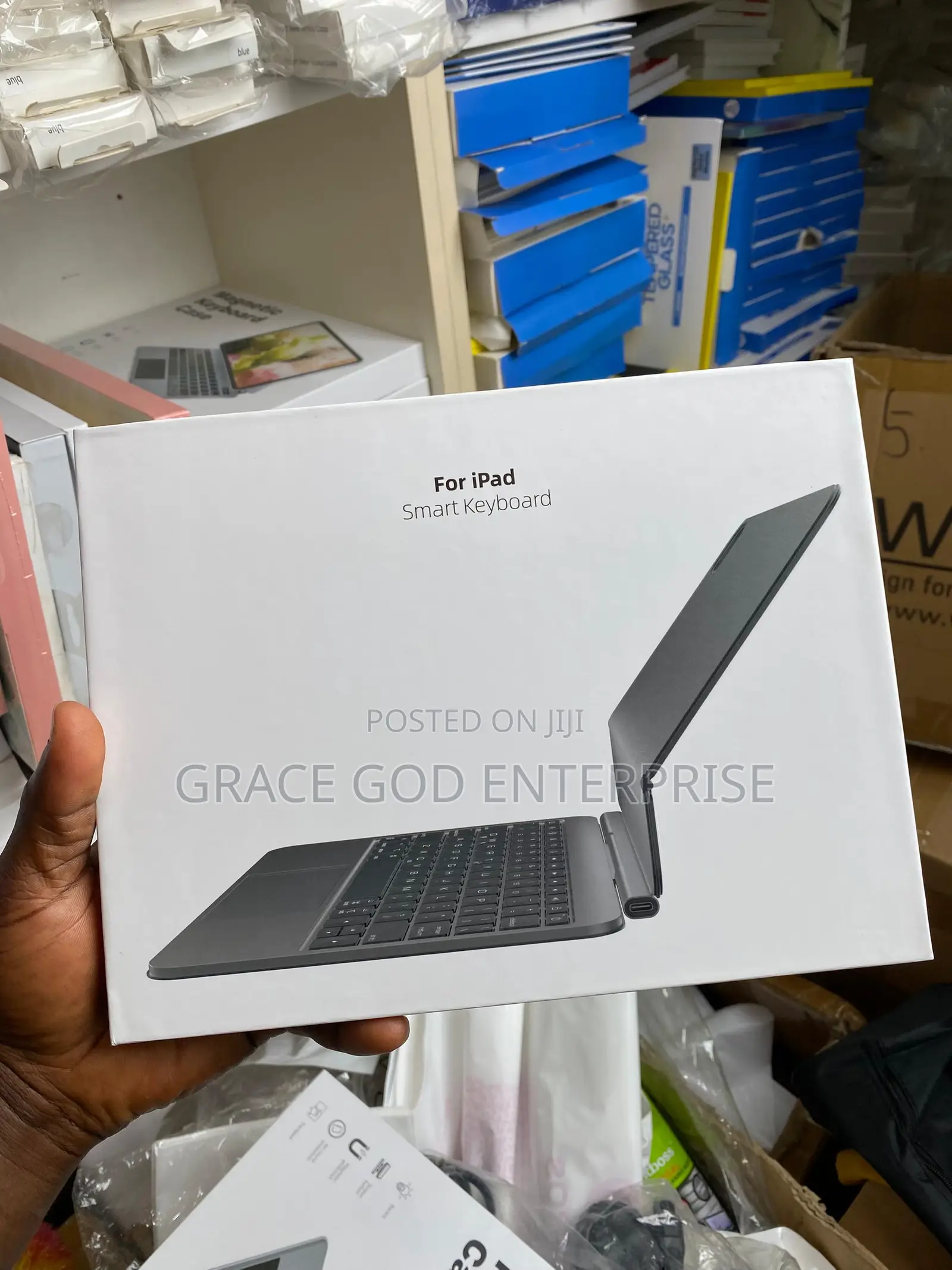 iPad Pro 11-inch M4 Magic Keyboard