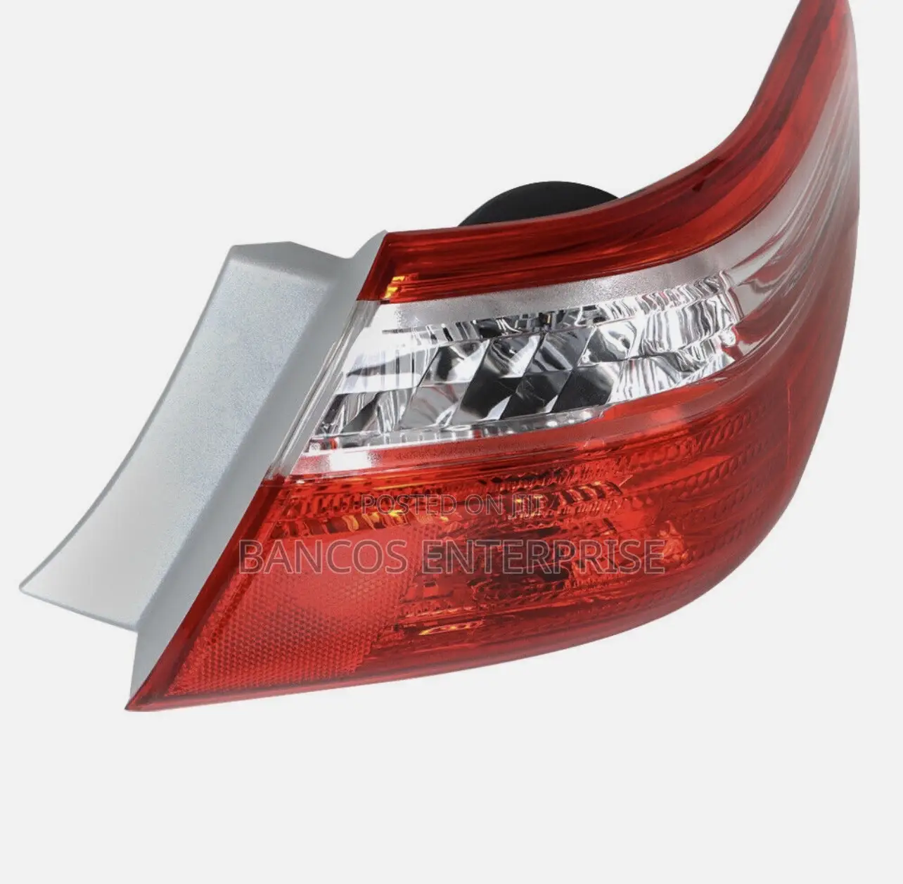 Toyota Camry 2007-2009 Taillight.
