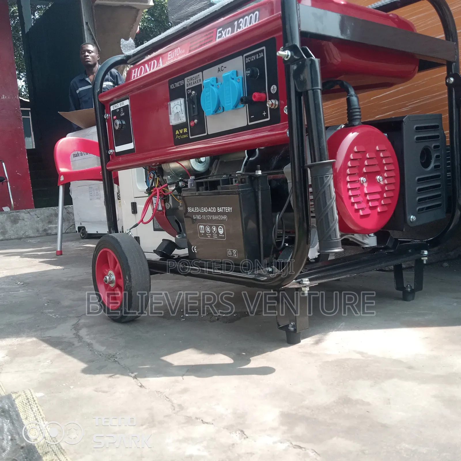 Mute Petrol 13000w Mega Geneset Honda High Tech Geneset