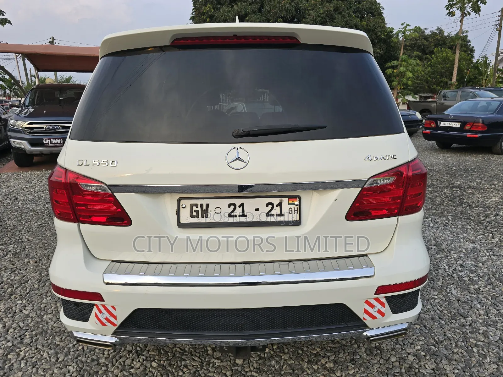 Mercedes-Benz GL-Class GL 550 2013 White