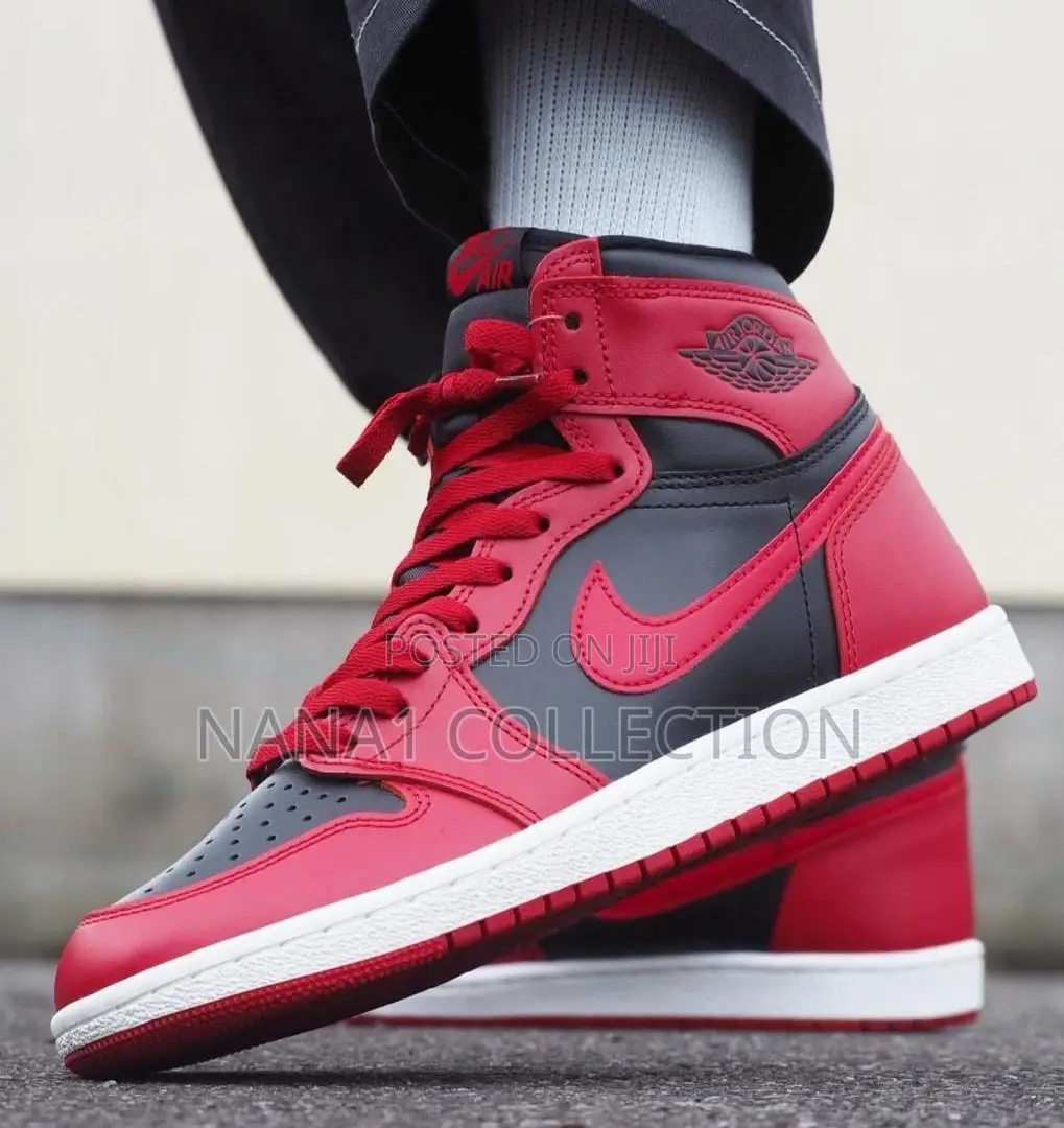 Jordan 1 Retro Sneakers