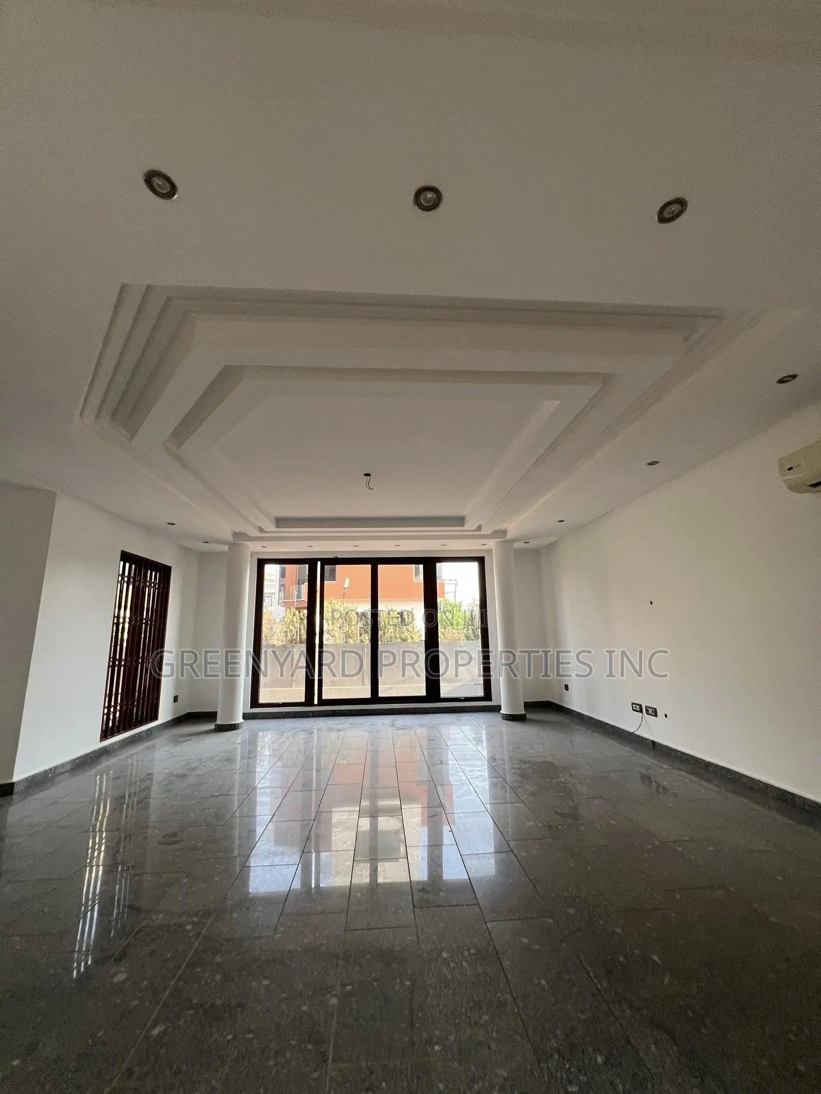 4bdrm Duplex in Lagos Avenue, East Legon for rent