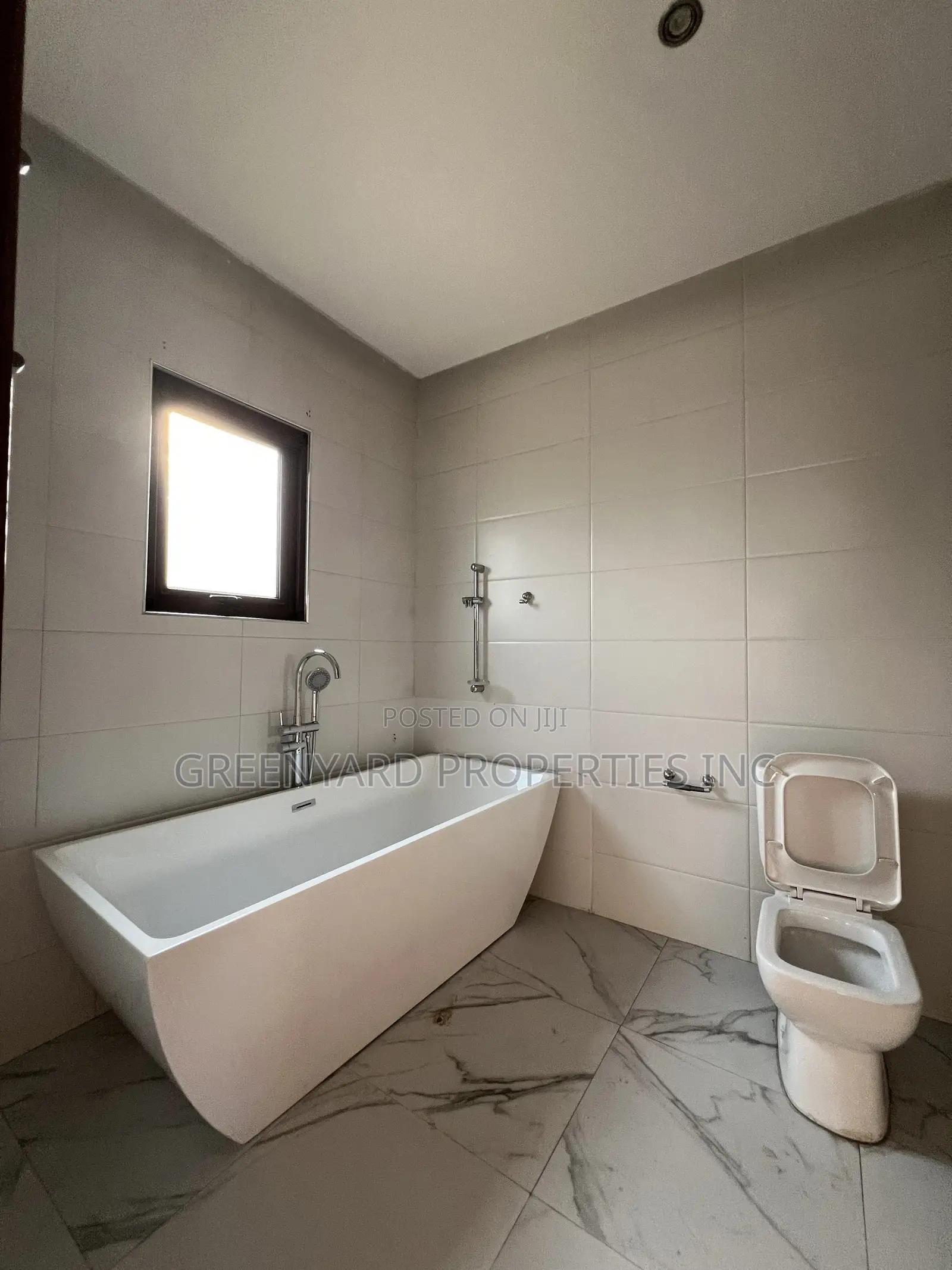 4bdrm Duplex in Lagos Avenue, East Legon for rent