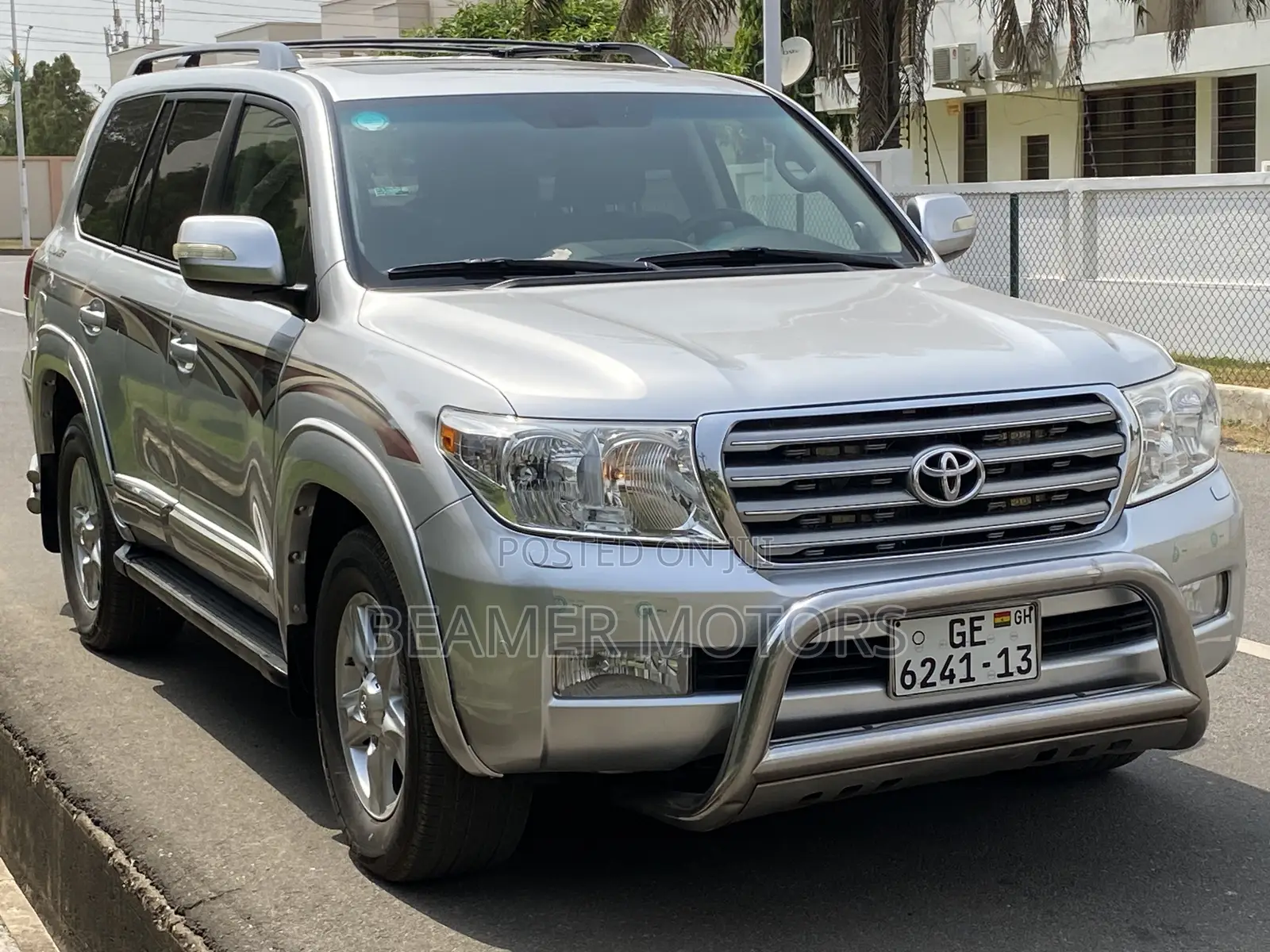 Toyota Land Cruiser 5.7 V8 VX-S 2013 Silver